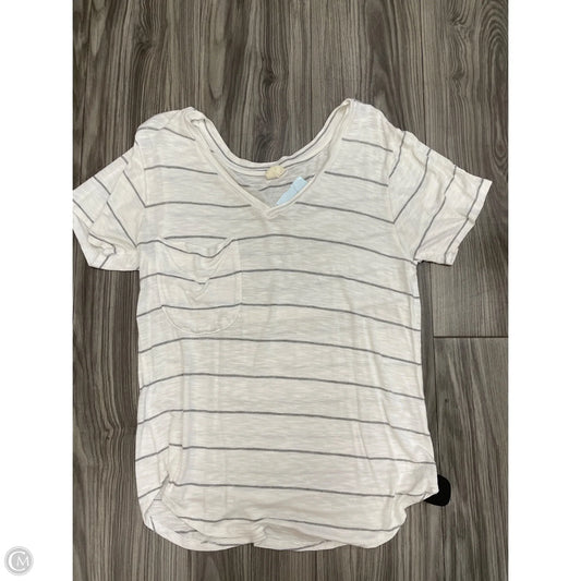 Top Short Sleeve By Clothes Mentor In White, Size: S