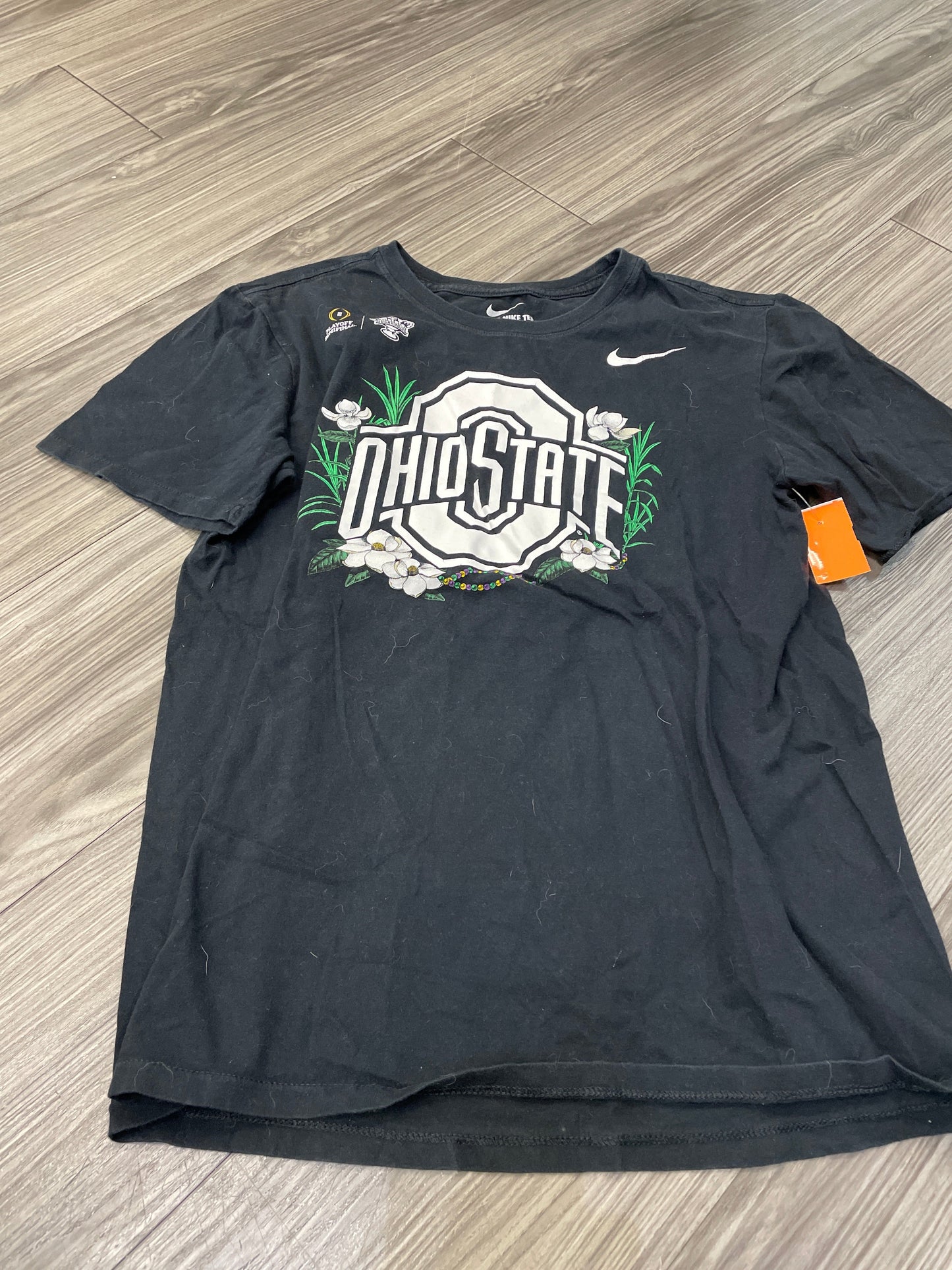 Athletic Top Short Sleeve By Nike Size: L