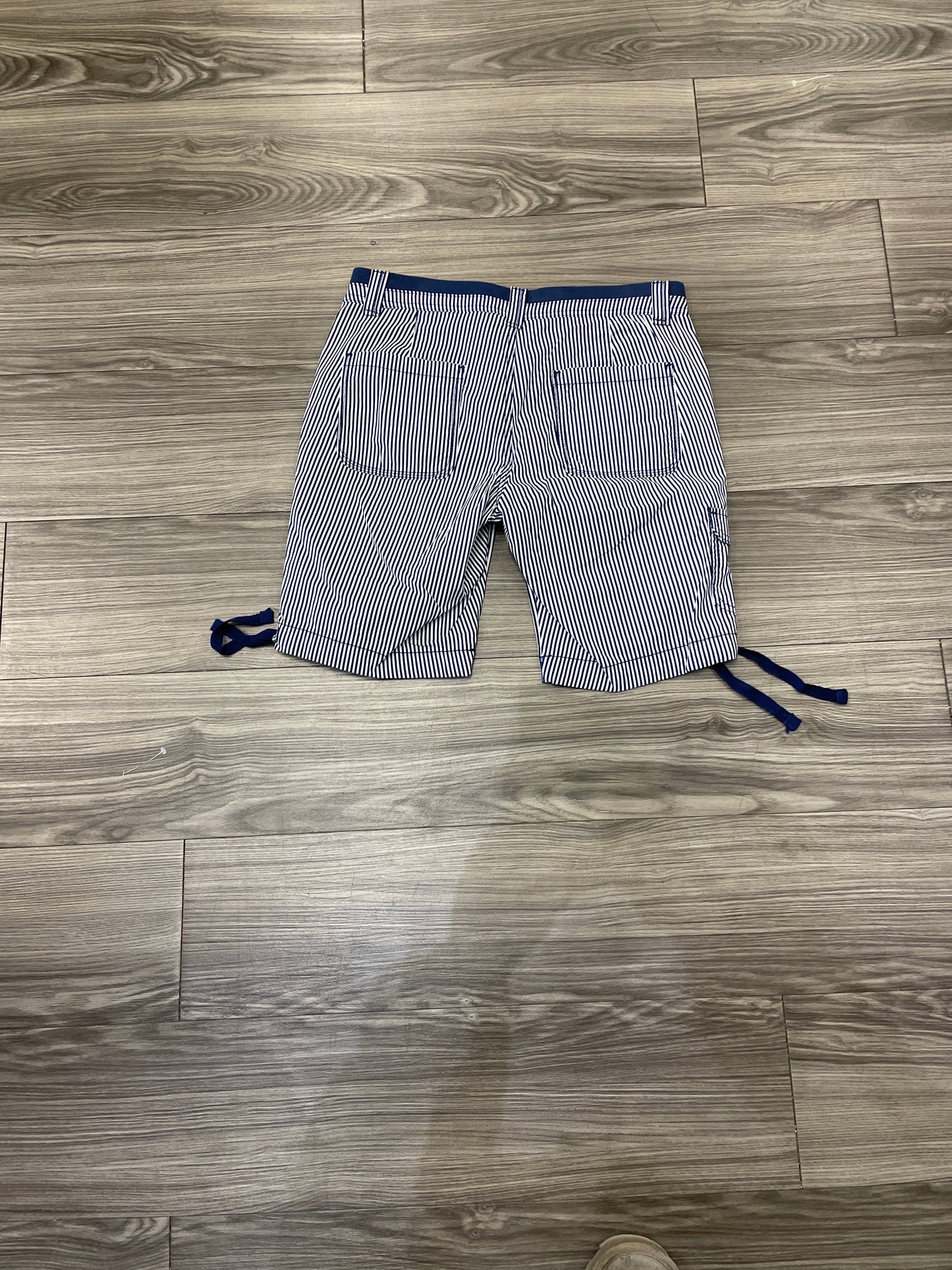 Shorts By St Johns Bay Size: 4