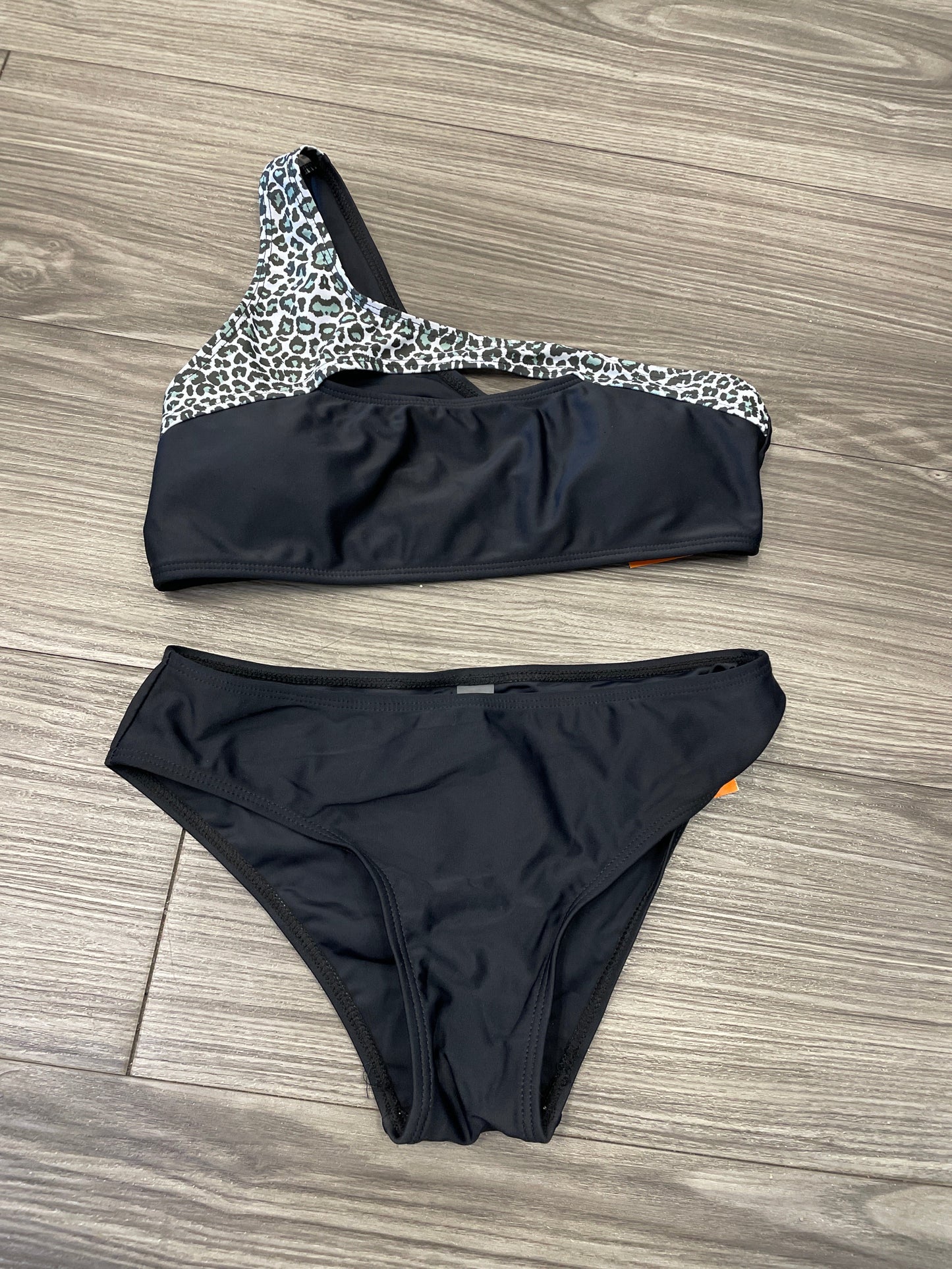 Swimsuit 2pc By Shein Size: S