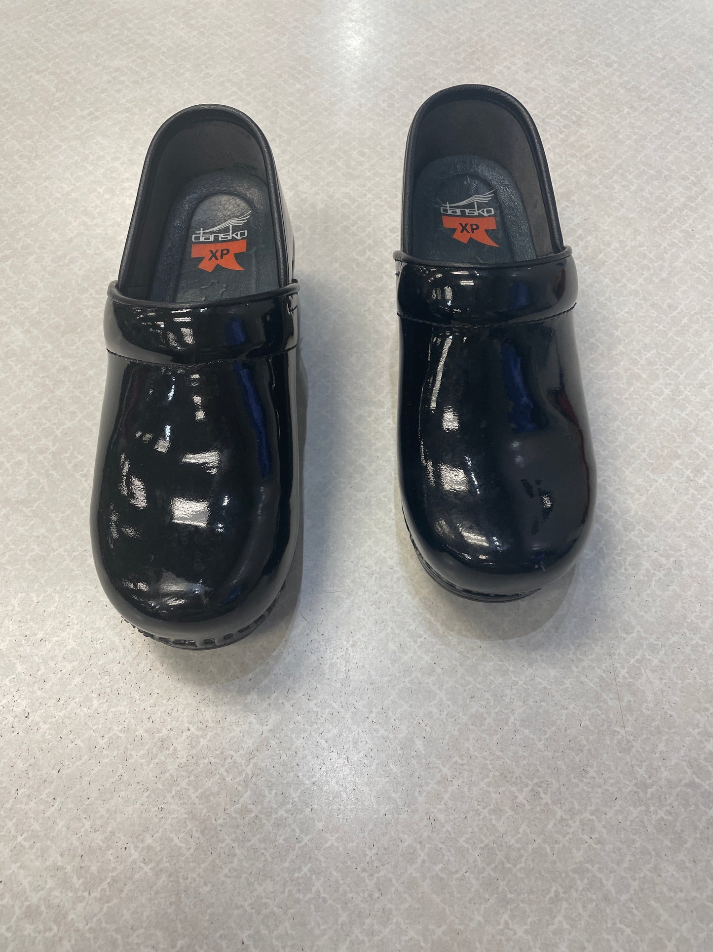Shoes Flats Other By Dansko Size: 5