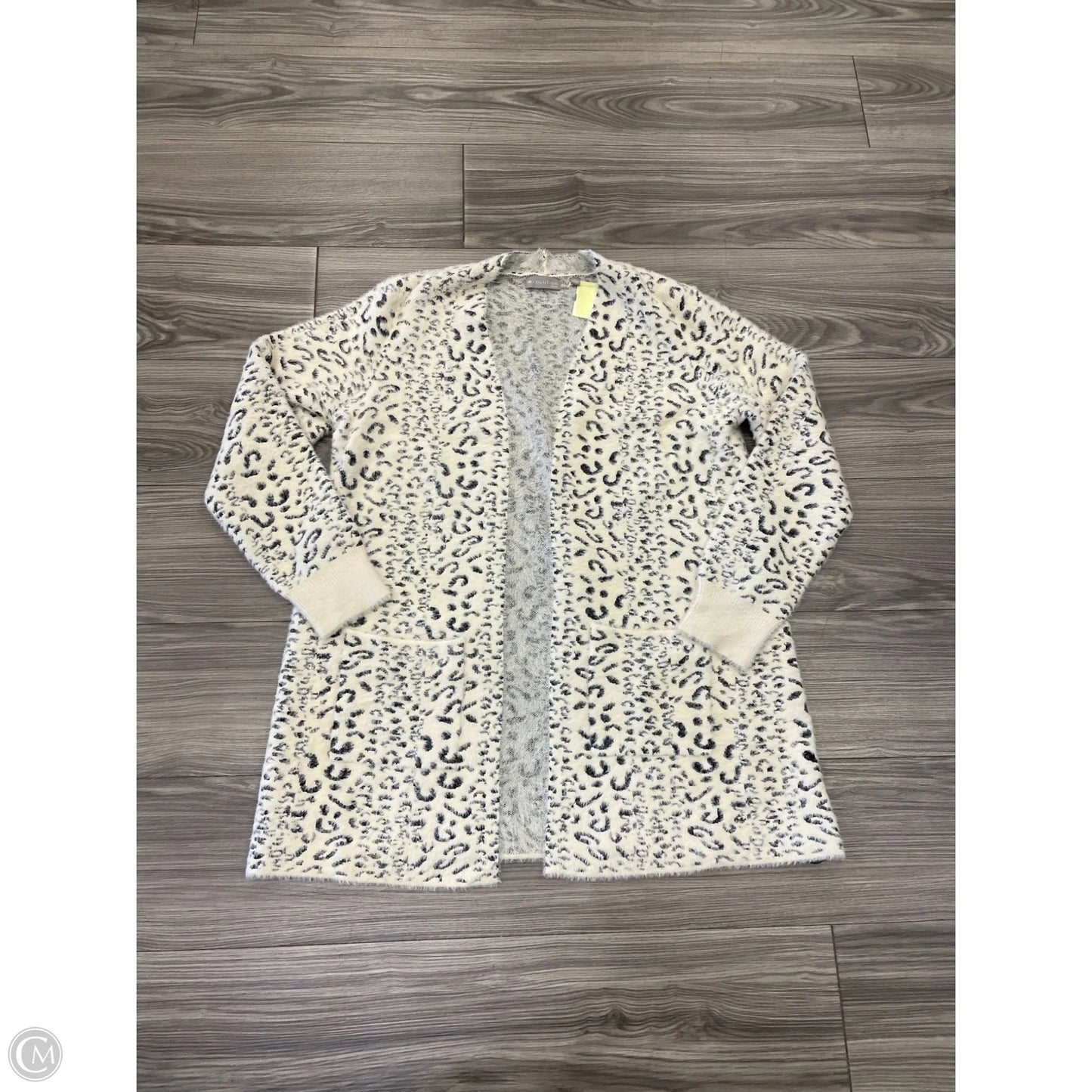 Cardigan By Evolution In Animal Print, Size: L