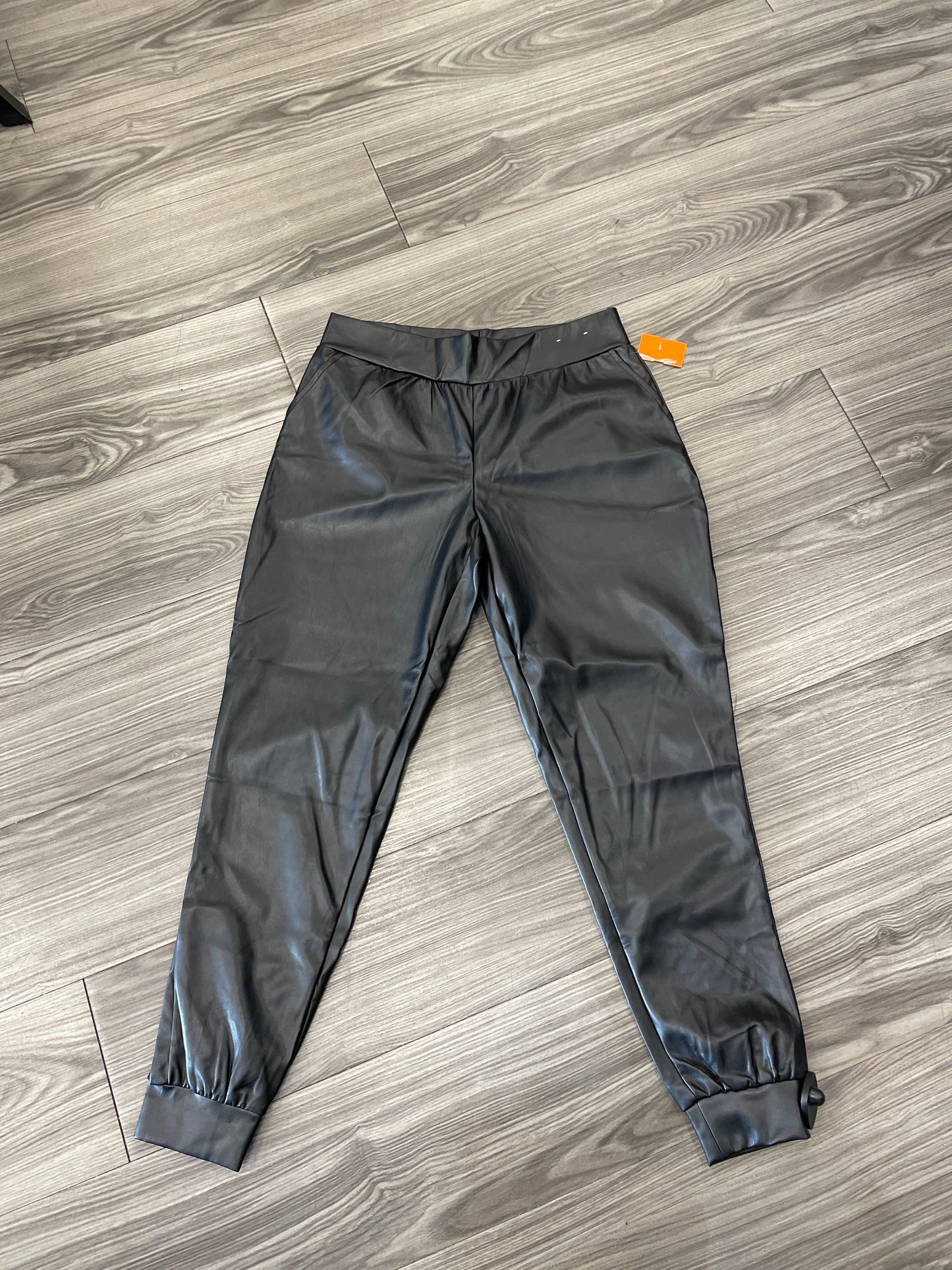 Pants Joggers By Serra Size: M