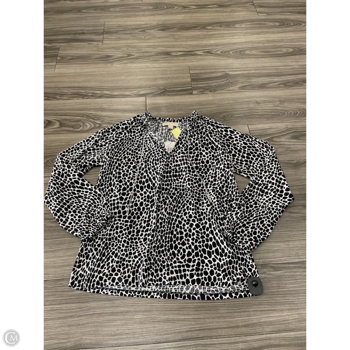 Top Long Sleeve Designer By Michael Kors In Black & White, Size: M