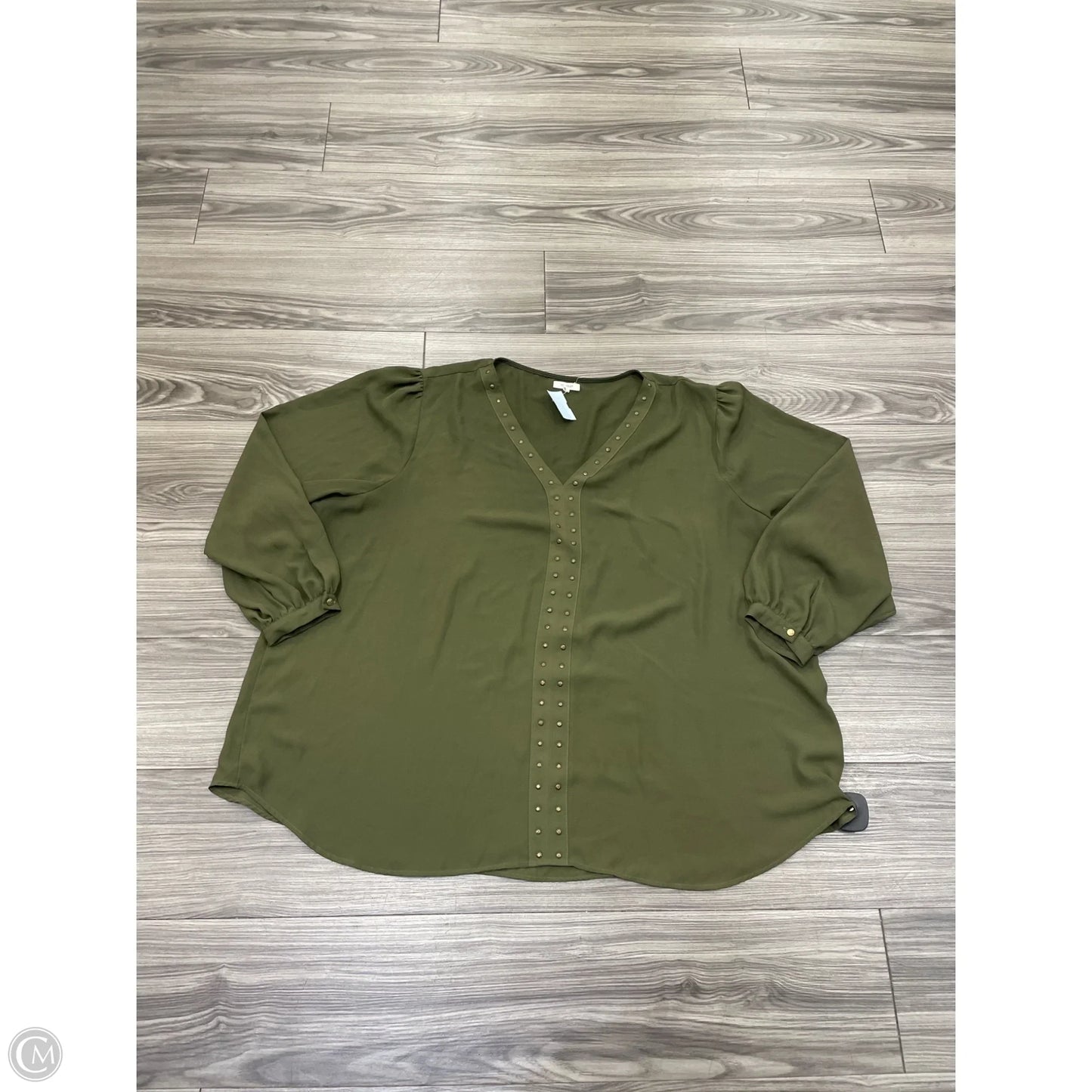 Top Long Sleeve By Maurices In Green, Size: 4x