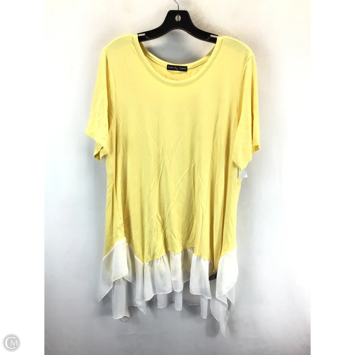 Top Short Sleeve By Kim & Cami In White & Yellow, Size: 2x