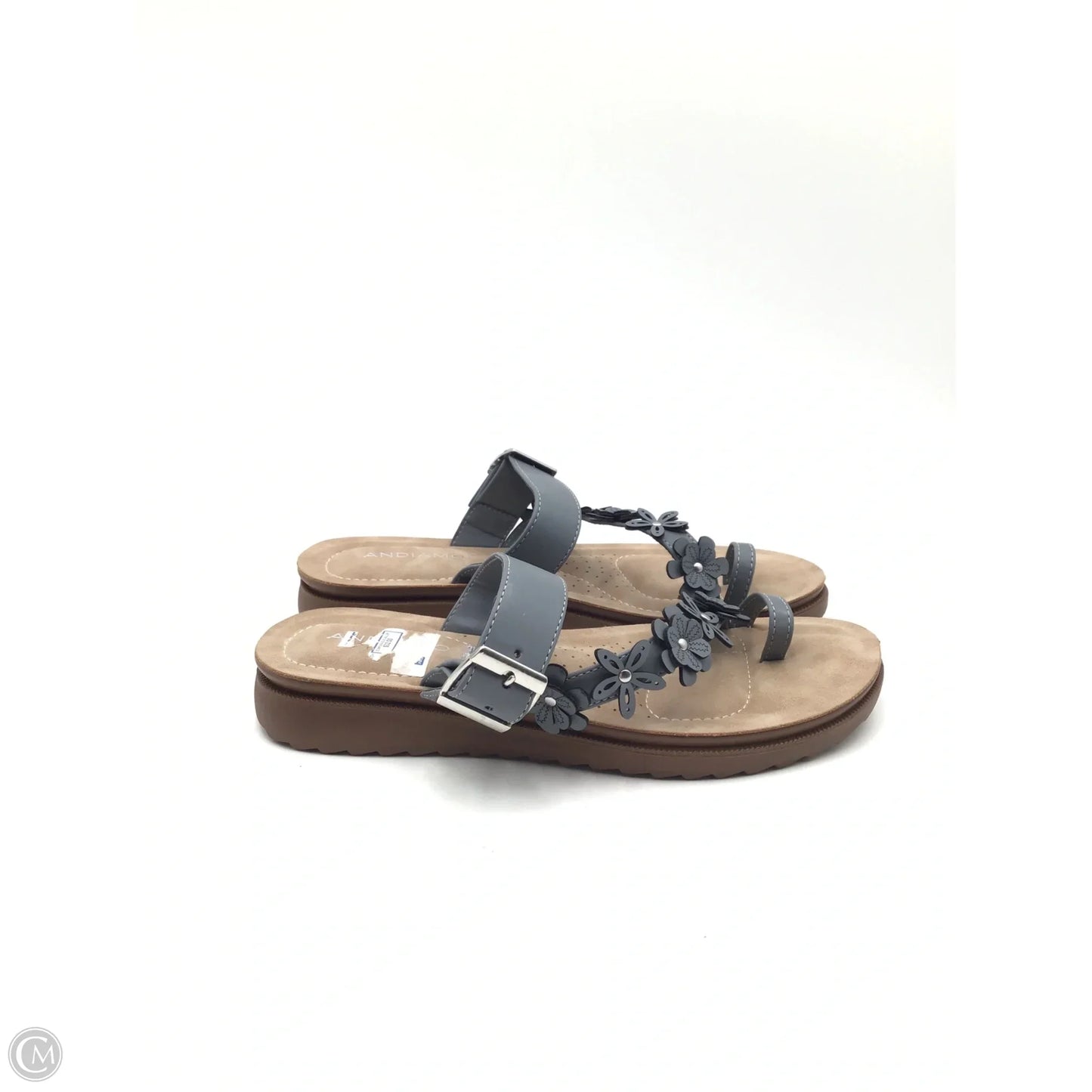 Sandals Flats By Clothes Mentor In Grey, Size: 8.5
