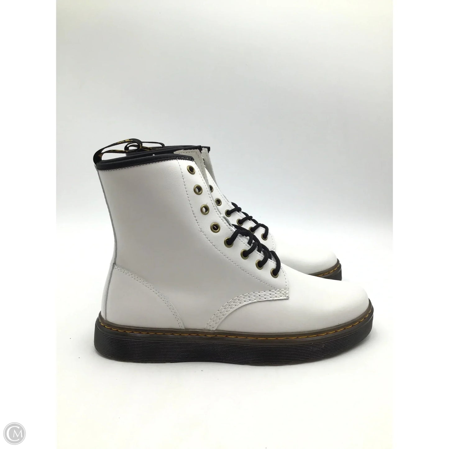 Boots Ankle Flats By Dr Martens In White, Size: 11