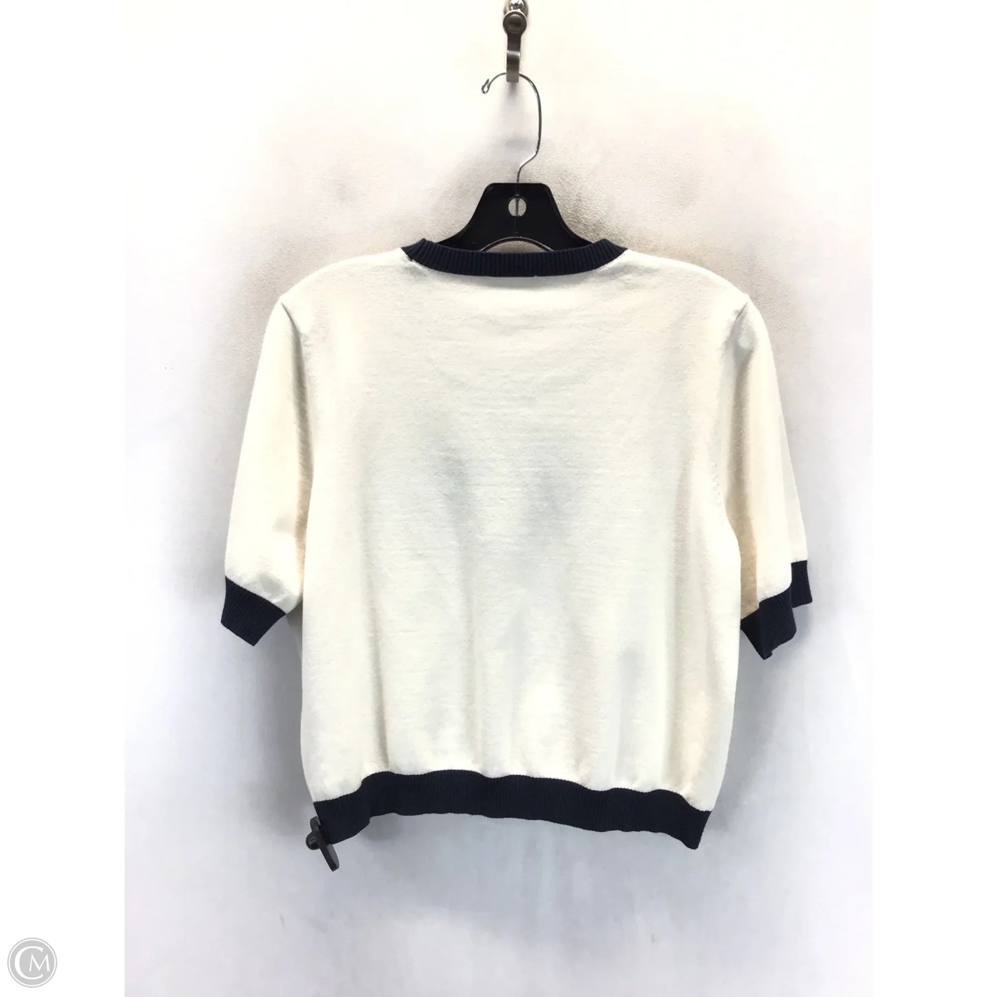 Sweater By Clothes Mentor In White, Size: L