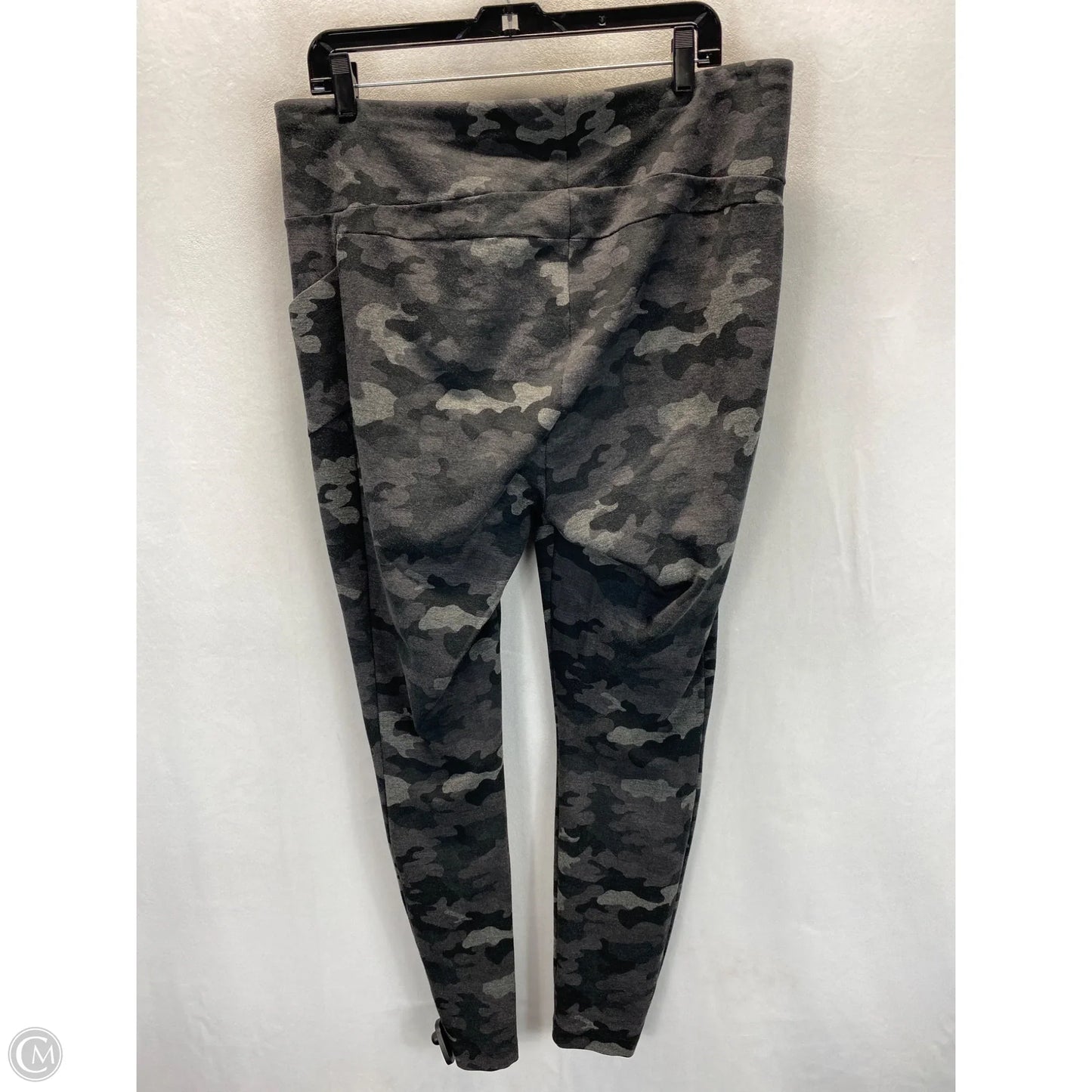 Pants Leggings By Cabi In Camouflage Print, Size: Xl