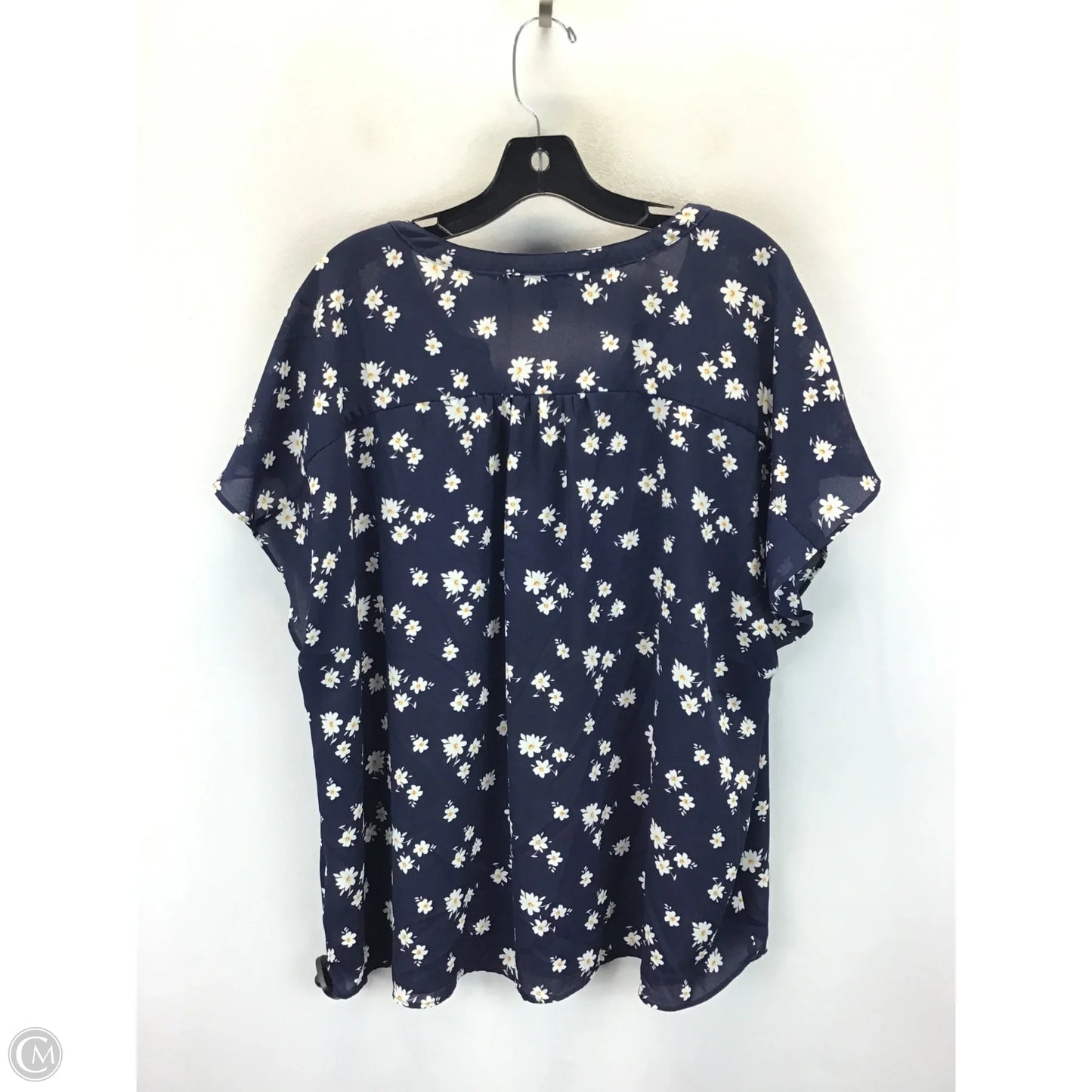 Top Short Sleeve By Banana Republic In Blue & White, Size: Xxl