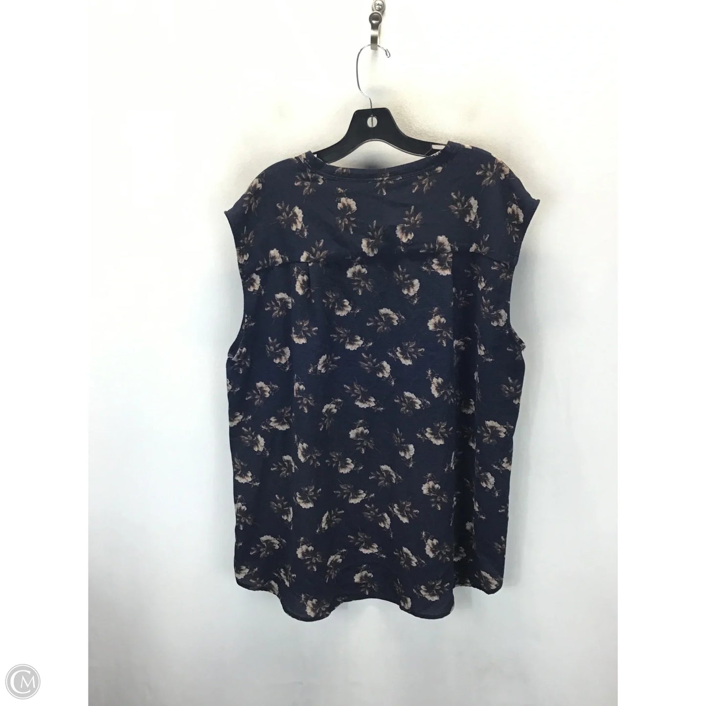 Top Sleeveless By Bobeau In Blue, Size: 1x