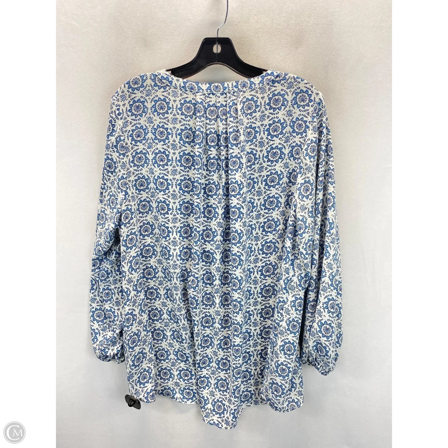 Top Long Sleeve By Tahari In Blue & White, Size: 1x