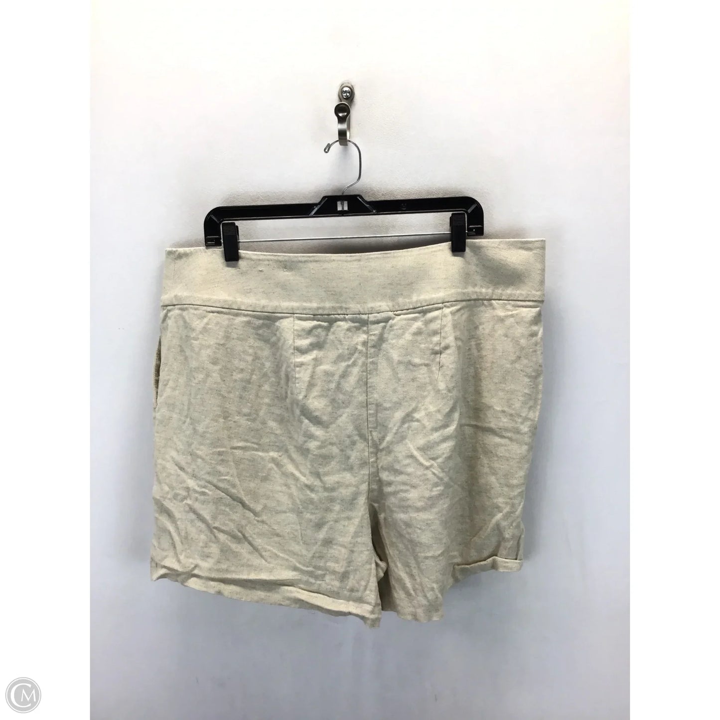Shorts By Lane Bryant In Cream, Size: 18