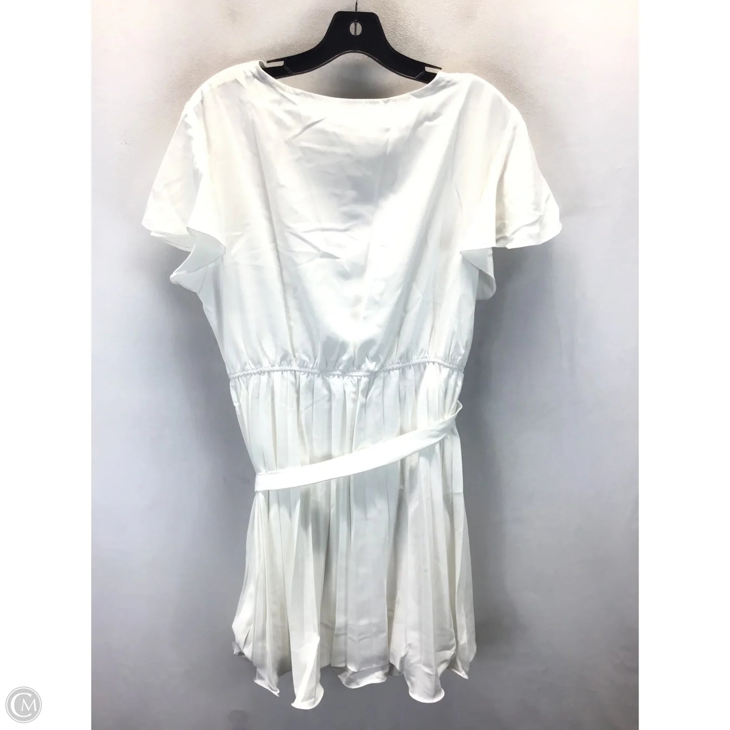 Dress Casual Midi By Clothes Mentor In White, Size: Xl