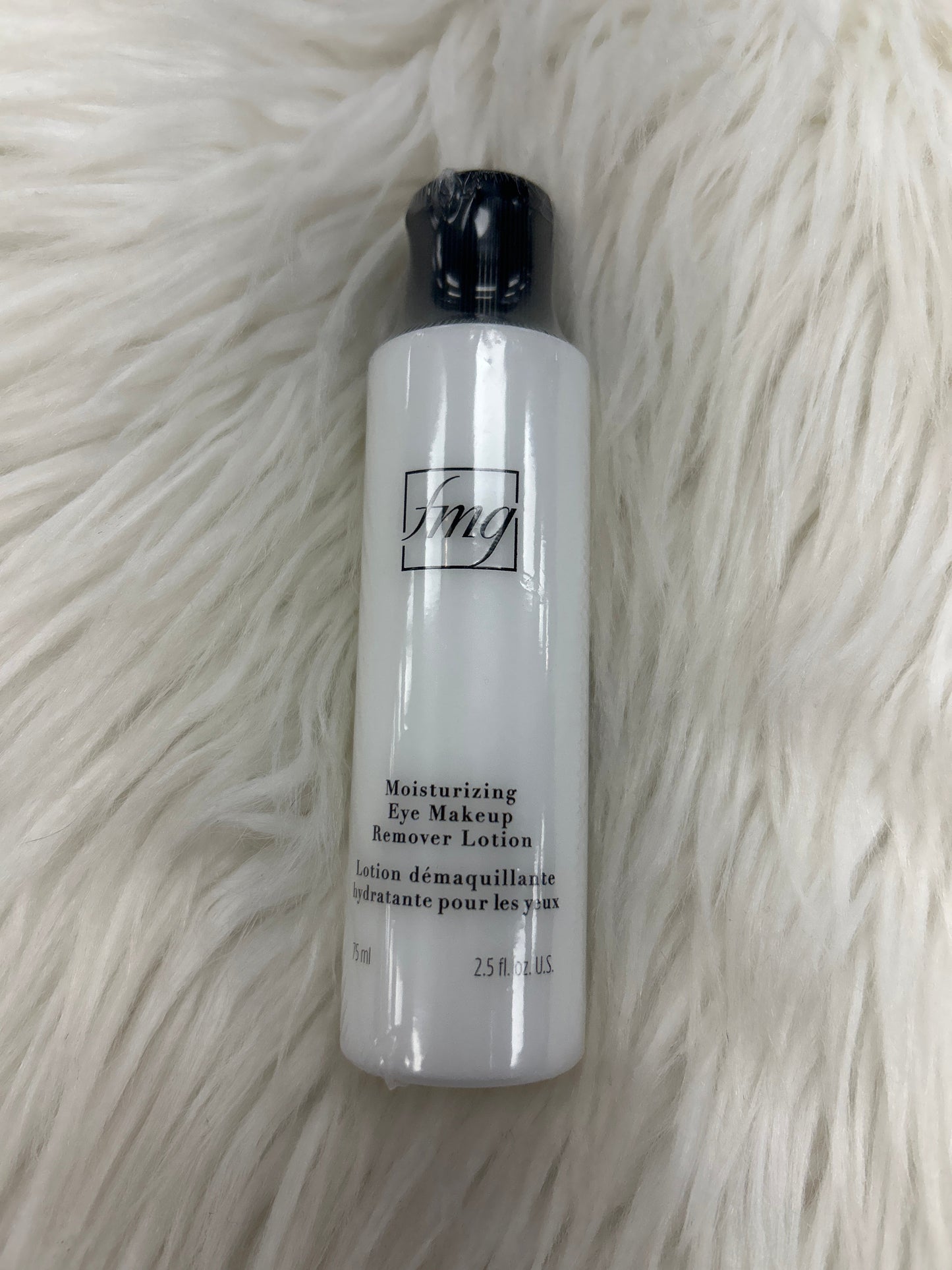 Accessory Label By Avon, Size: Small