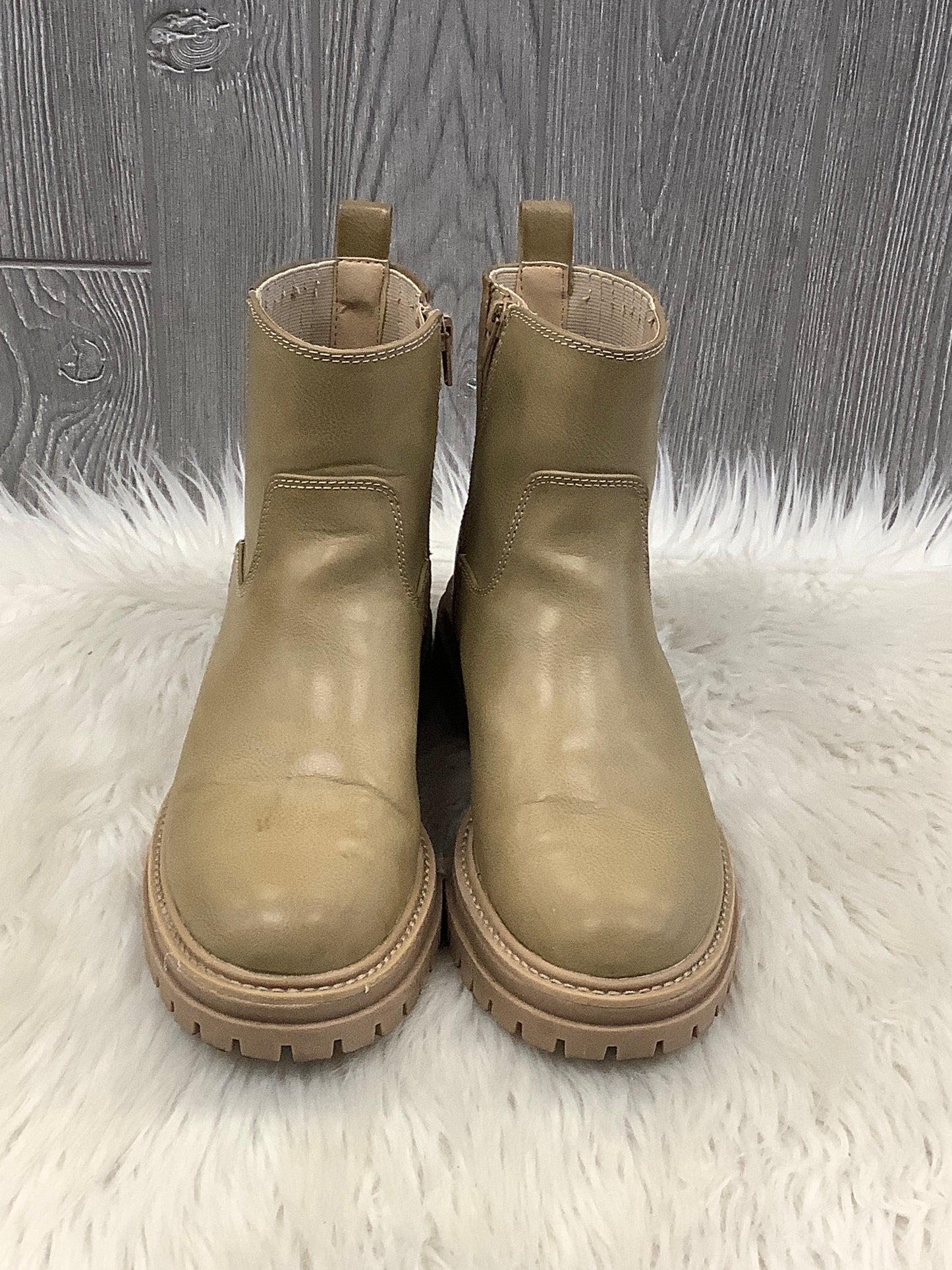 Boots Ankle Flats By Time And Tru In Green, Size: 8