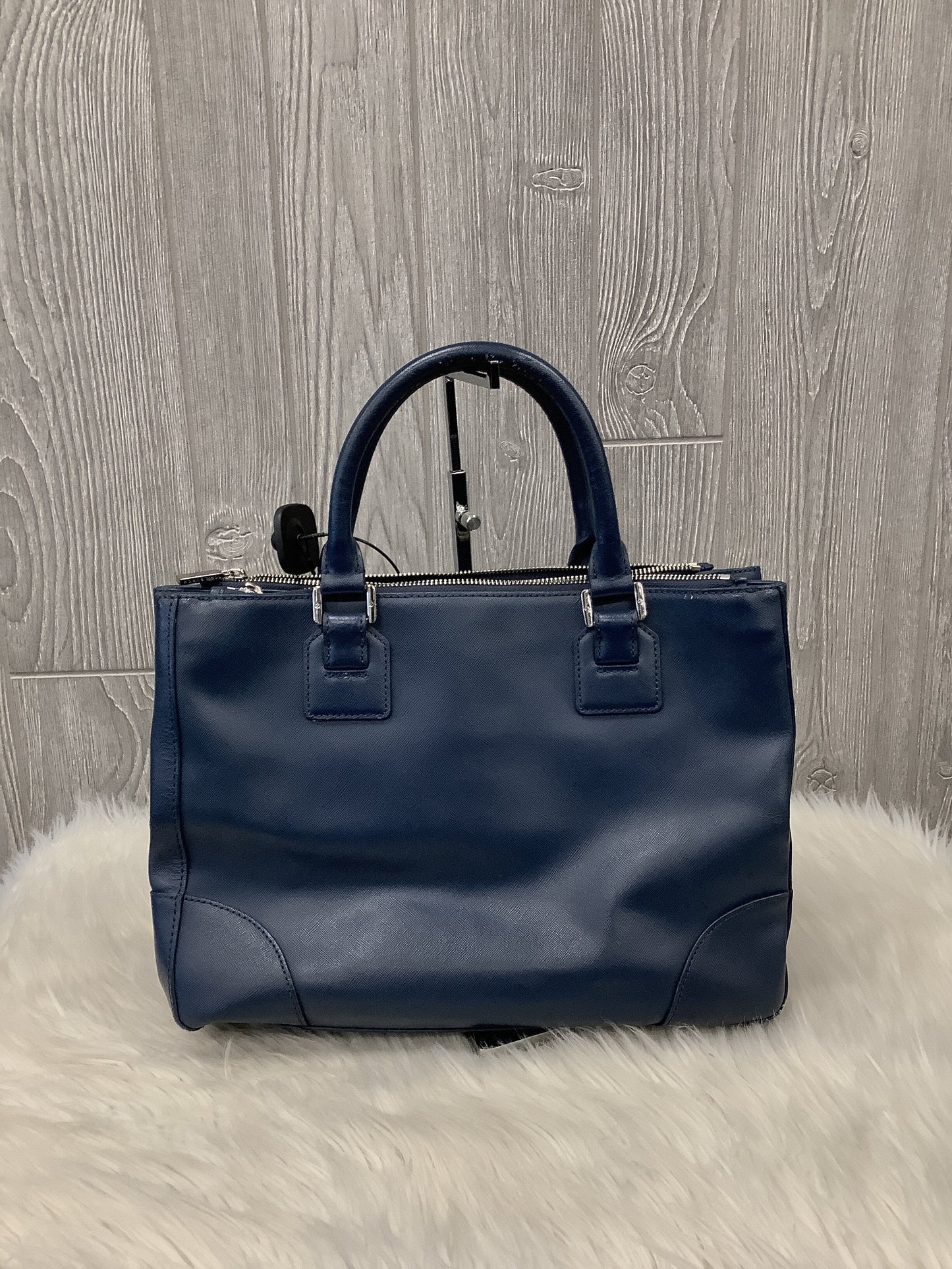 Crossbody Designer By Tory Burch Size: Large