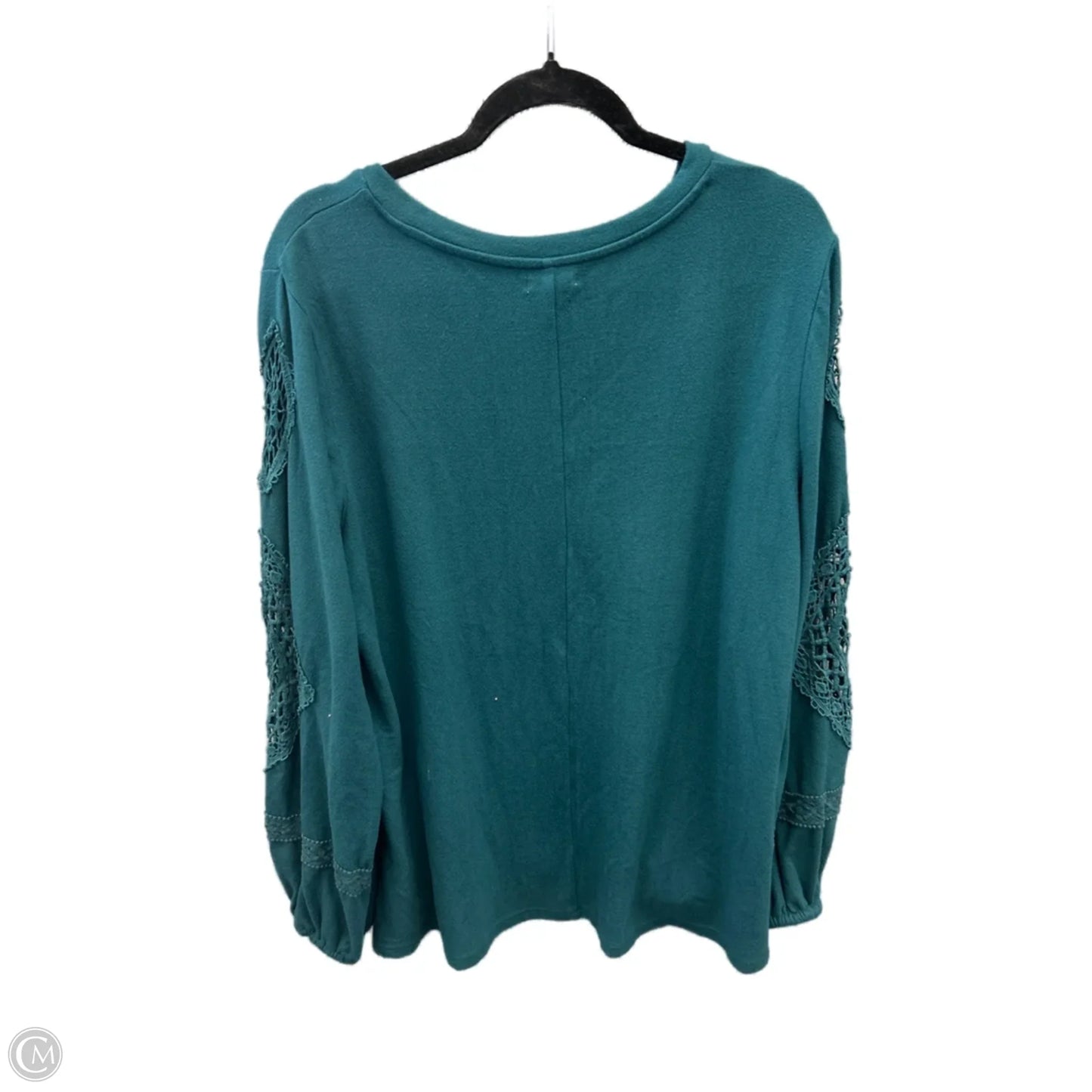 Top Long Sleeve By Maurices In Green, Size: Xl