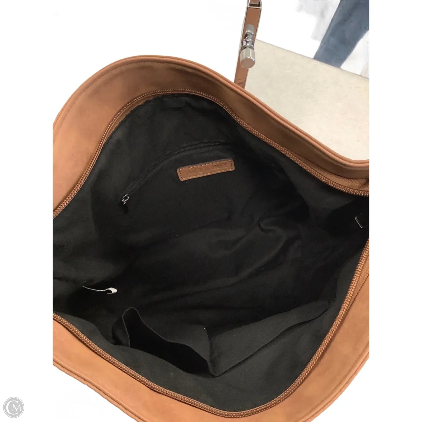 Handbag By Clothes Mentor, Size: Medium