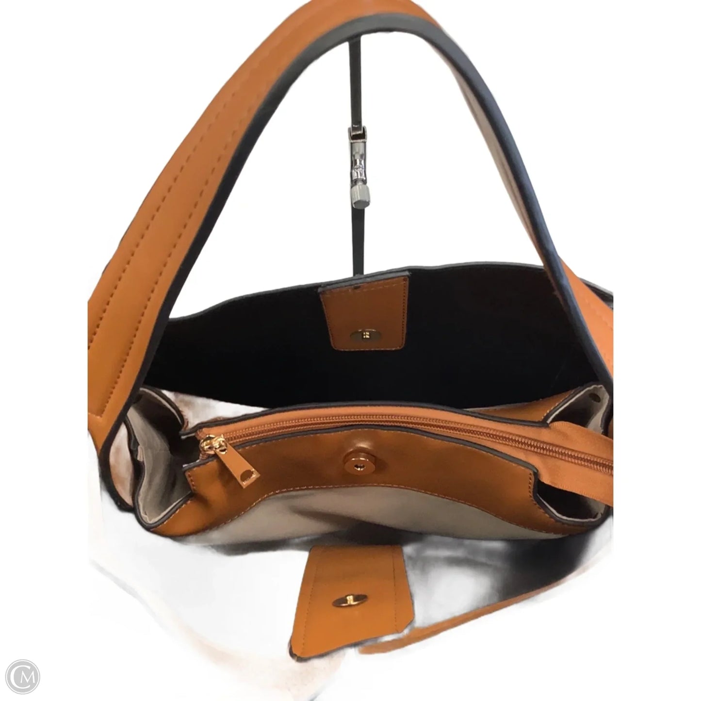 Handbag By Clothes Mentor, Size: Medium