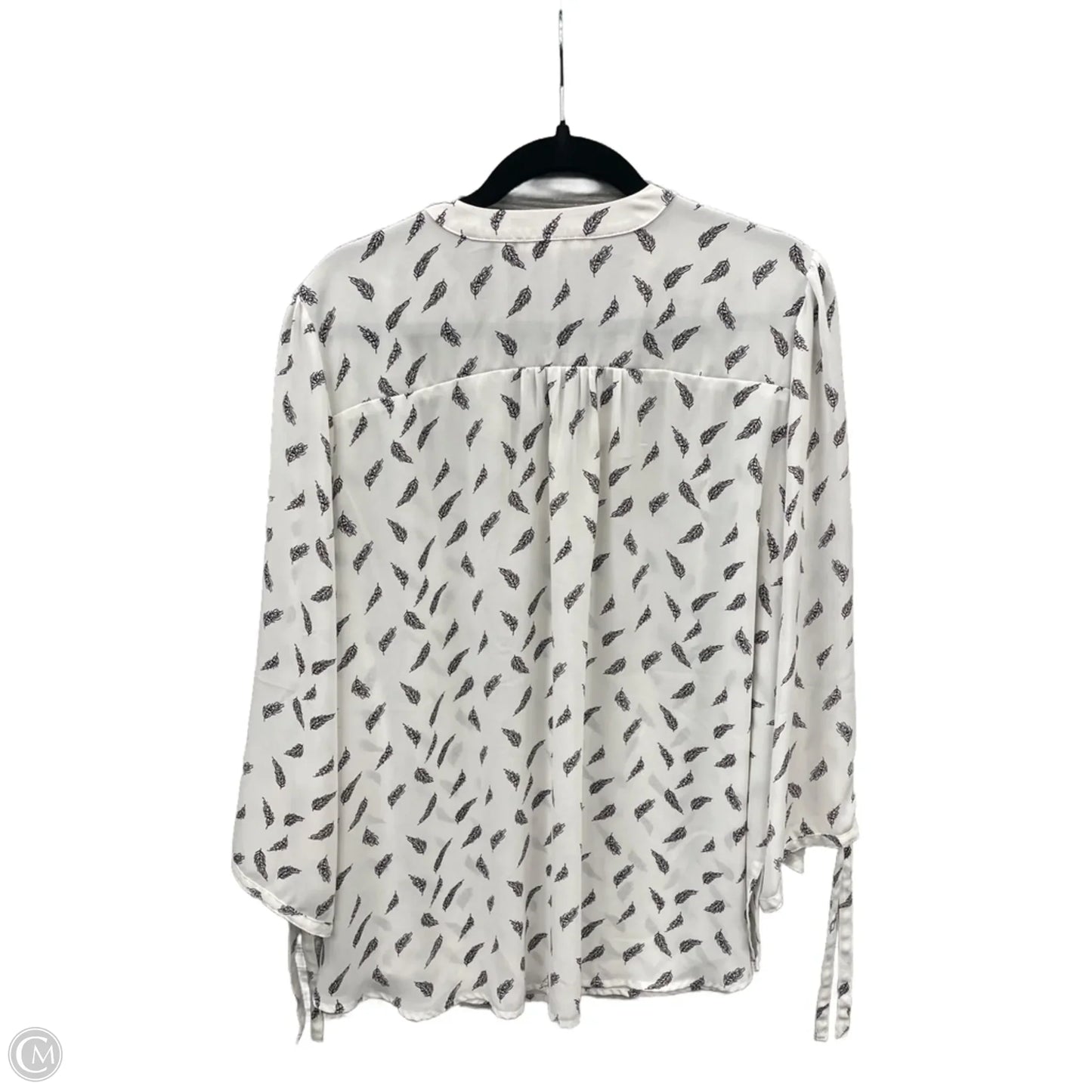 Top Long Sleeve By Clothes Mentor In White, Size: 2x