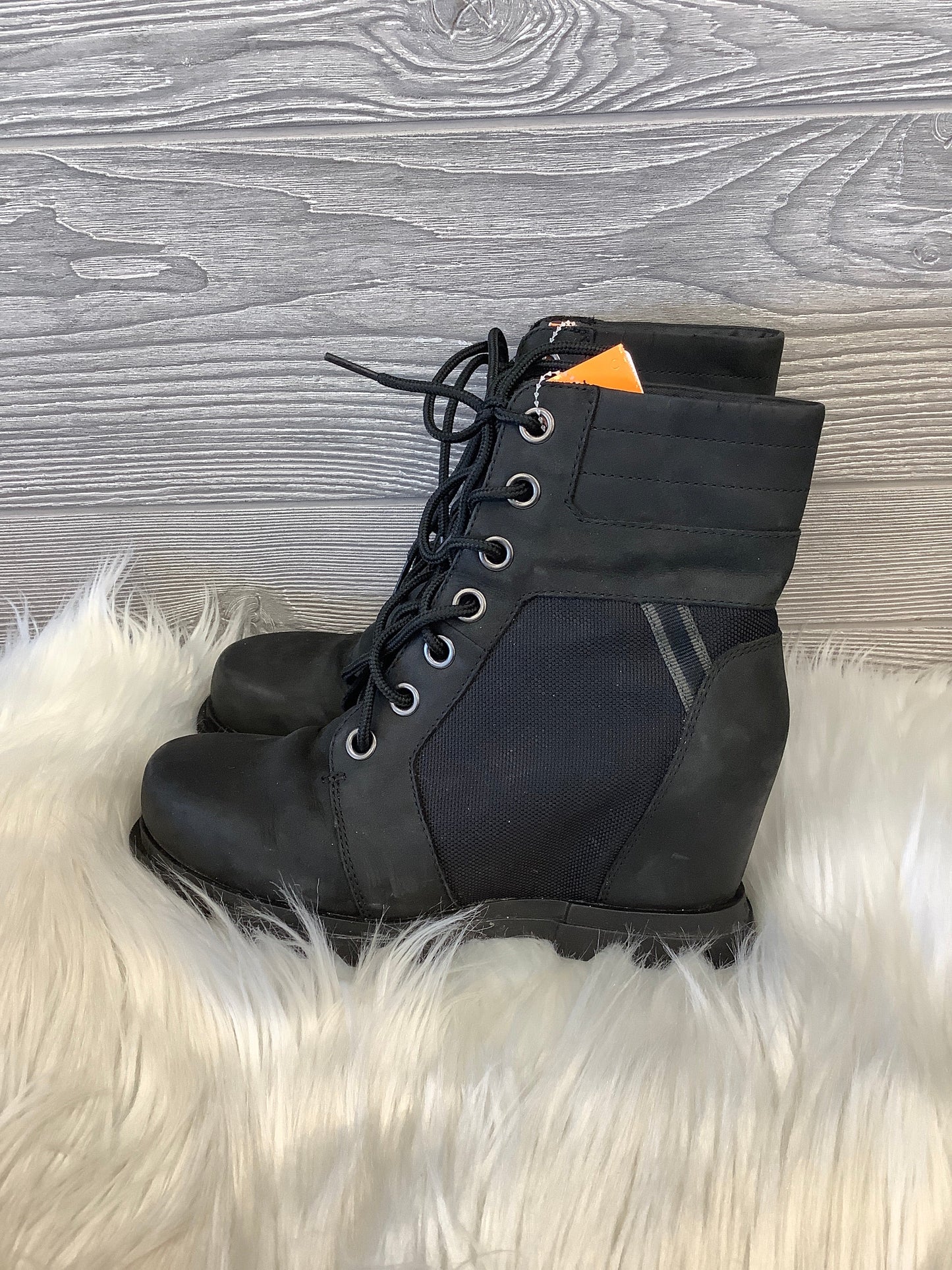 Boots Ankle Flats By Sorel In Black, Size: 8.5