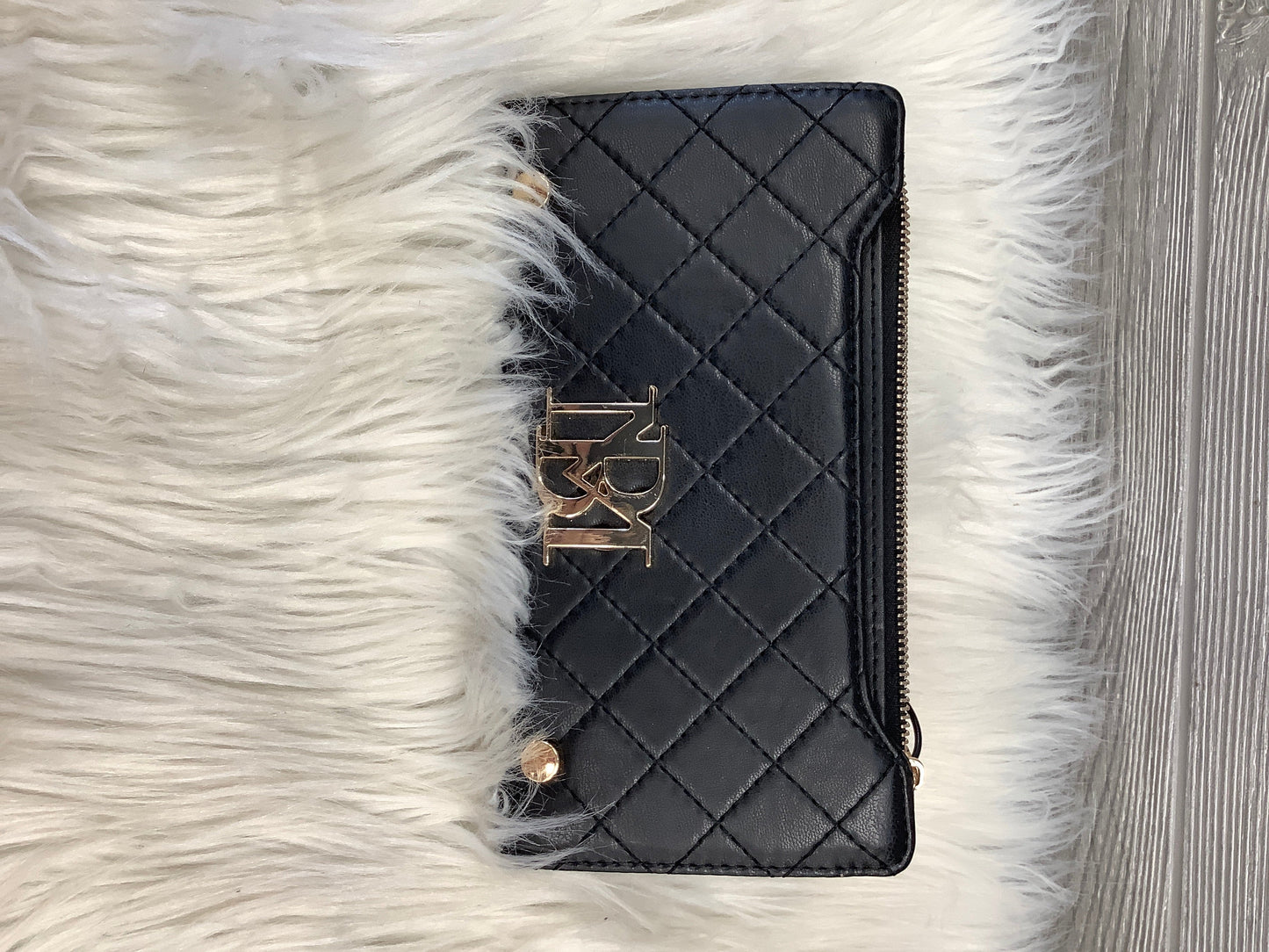 Wallet Leather By Badgley Mischka Size: Large