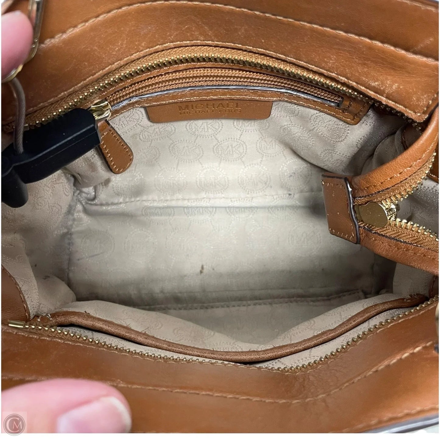 Crossbody Leather By Michael By Michael Kors, Size: Small