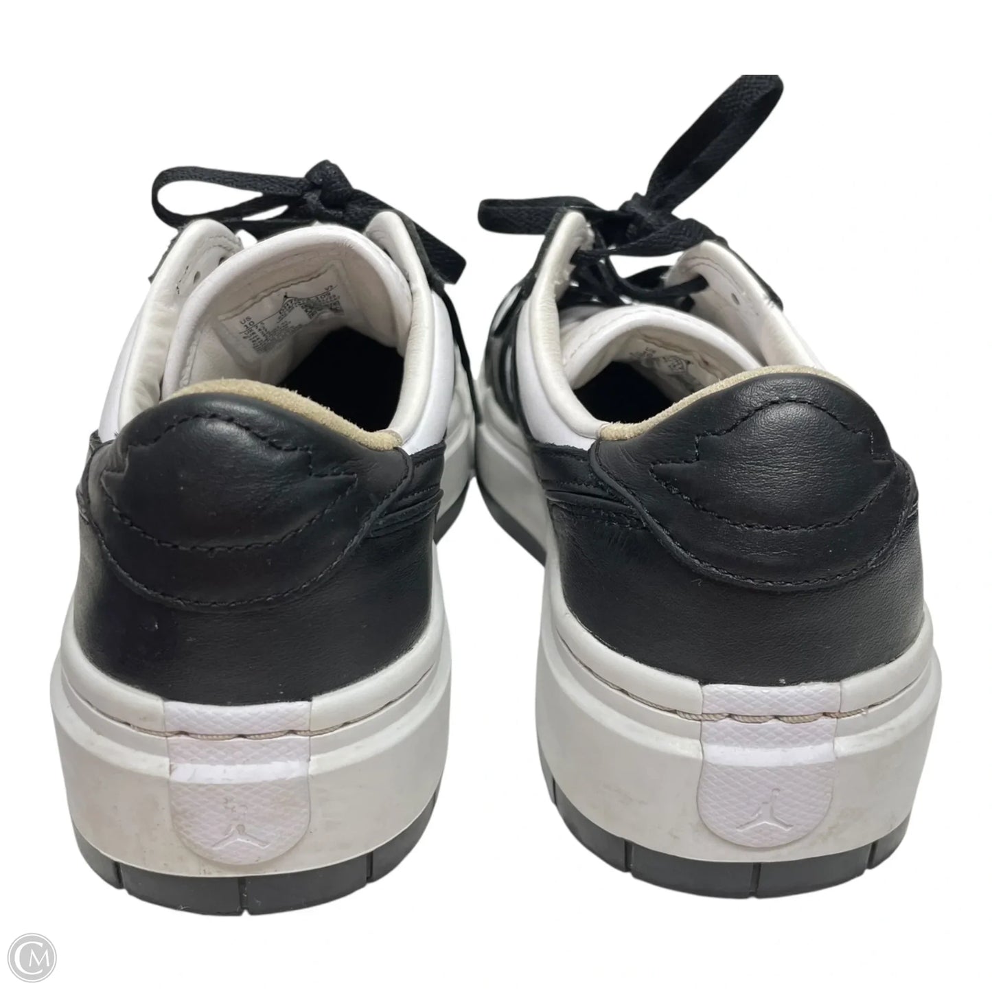 Shoes Sneakers By Nike In Black & White, Size: 10