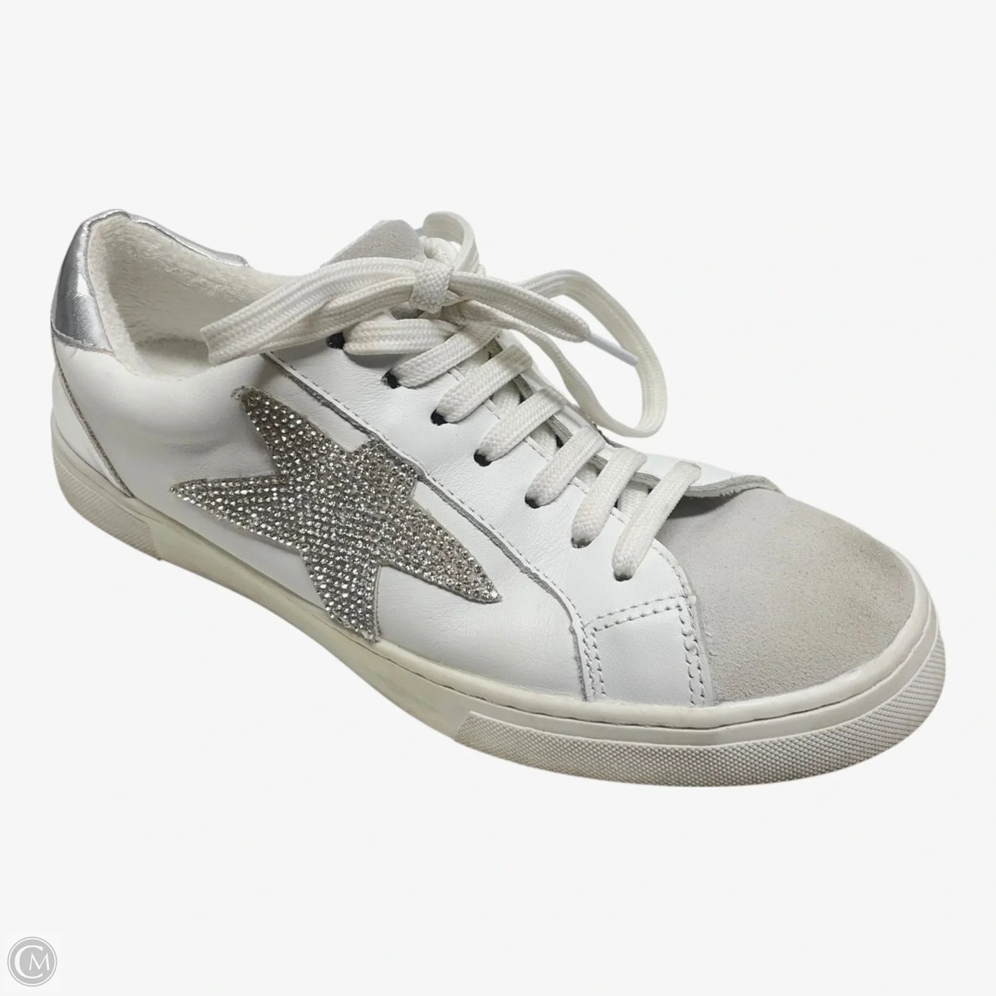 Shoes Sneakers By Steve Madden In Silver & White, Size: 9