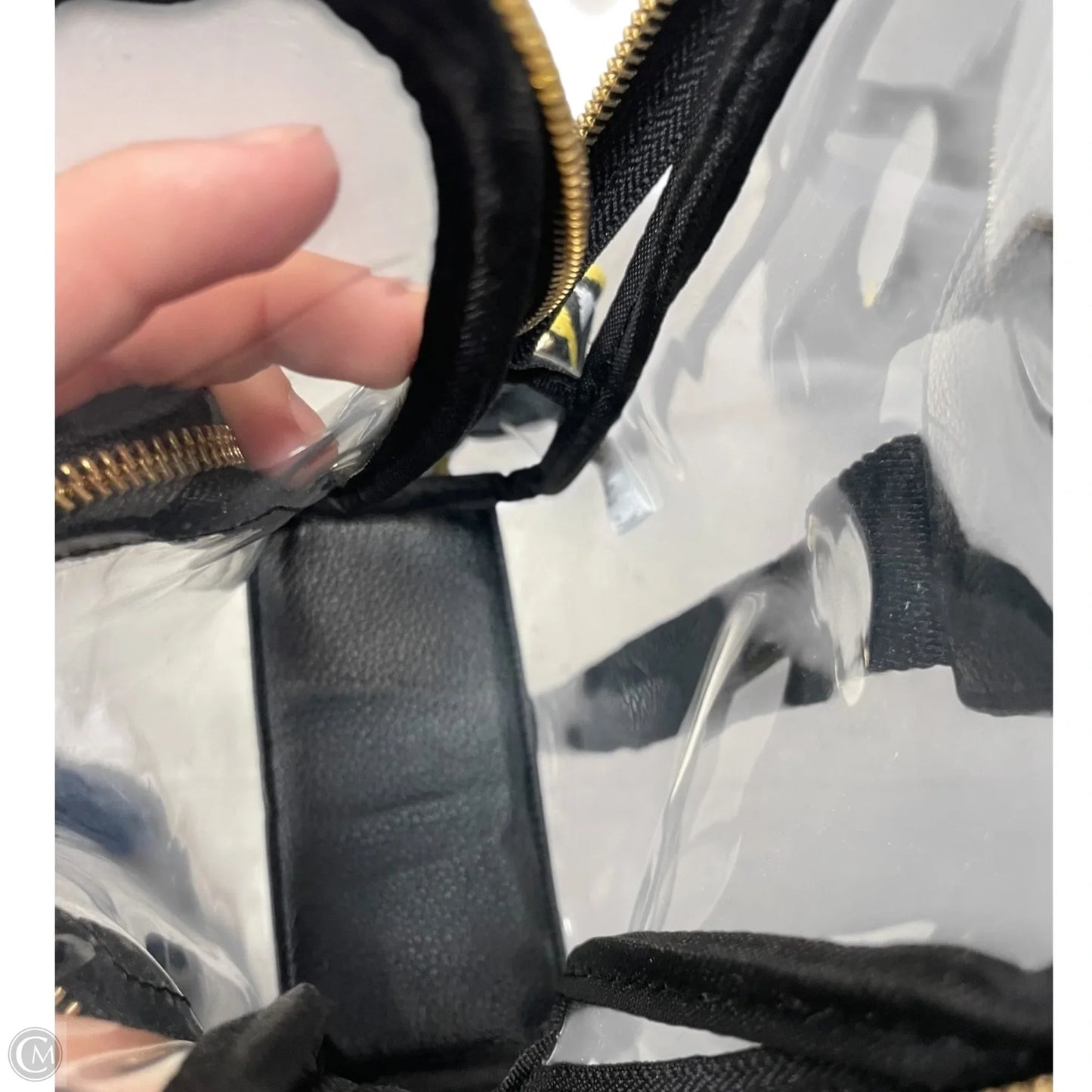 Crossbody By Clothes Mentor, Size: Medium