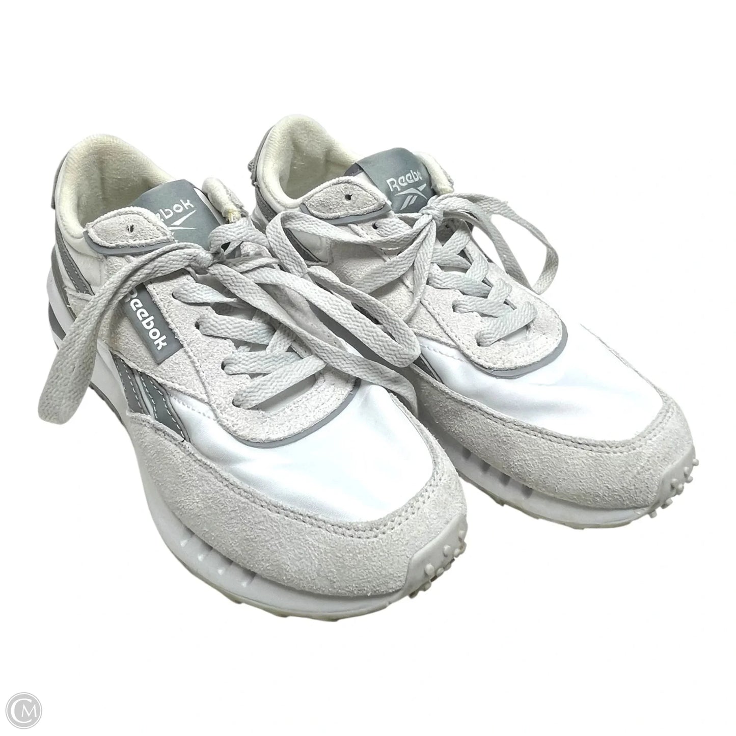 Shoes Sneakers By Reebok In Grey & White, Size: 7