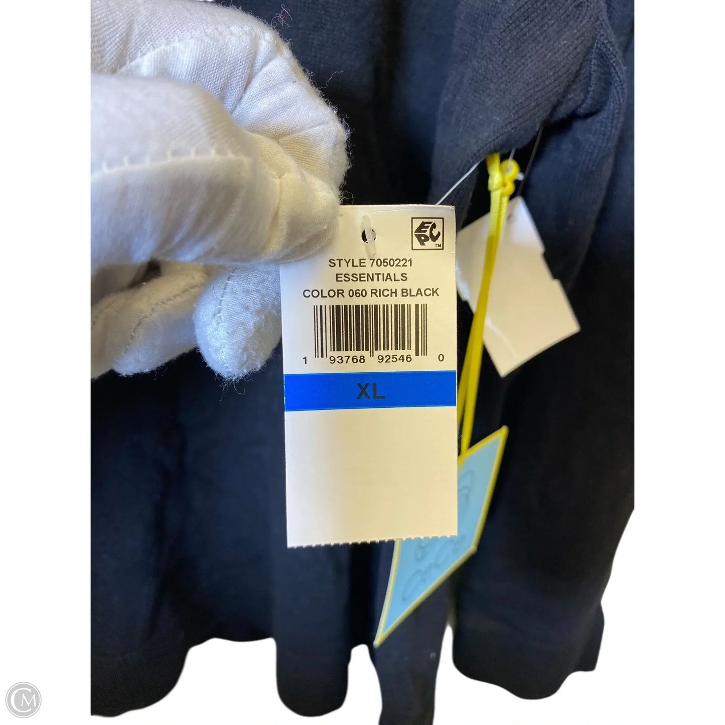 Sweater By Cece In Black, Size: Xl