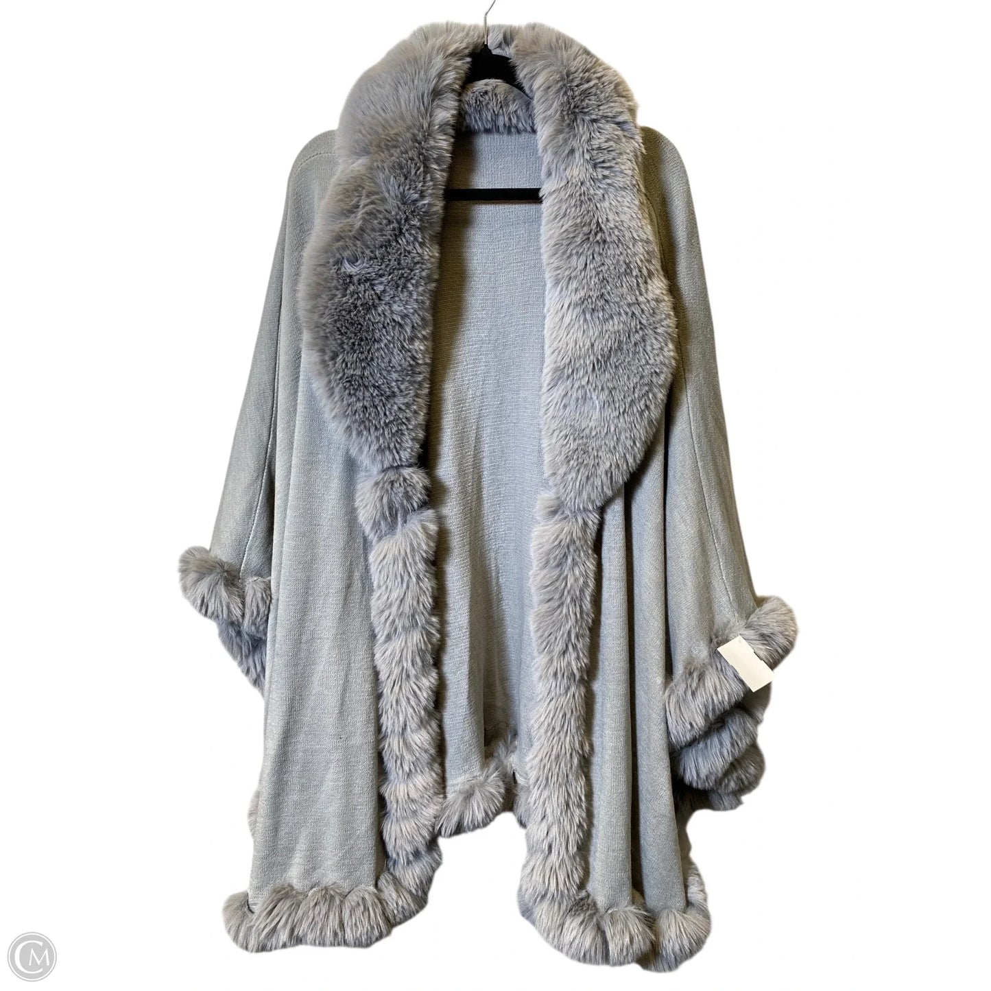 Shawl By Clothes Mentor In Grey, Size: Osfm