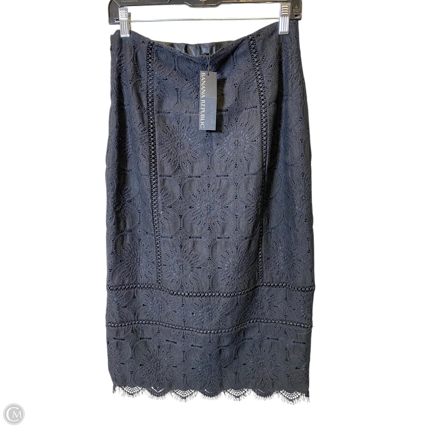 Skirt Midi By Banana Republic In Black, Size: 6