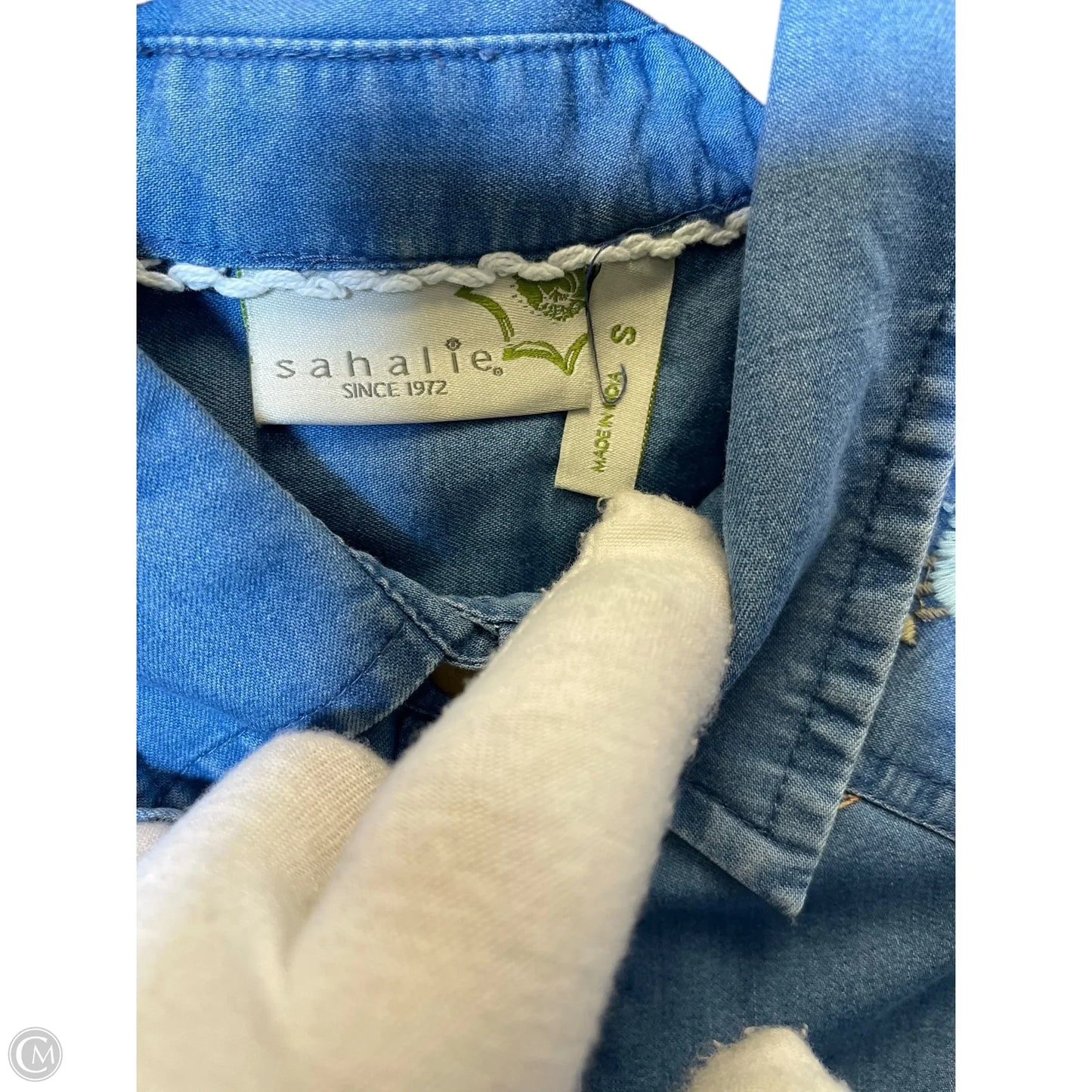 Blouse Long Sleeve By Clothes Mentor In Blue Denim, Size: S