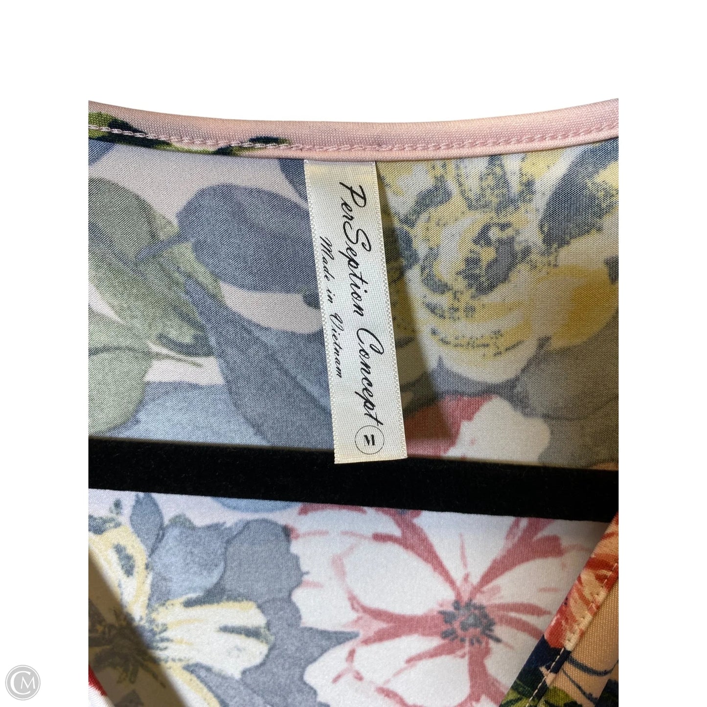 Top Long Sleeve By Perseption Concept In Floral Print, Size: M