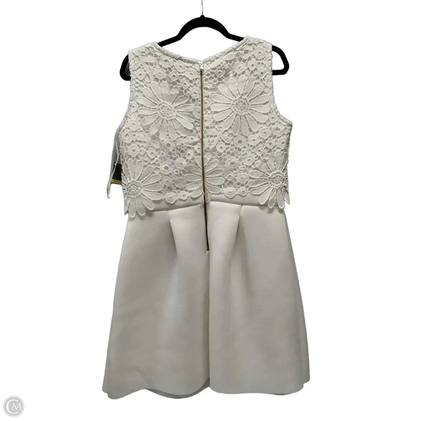 Dress Party Short By Taylor In White, Size: 14