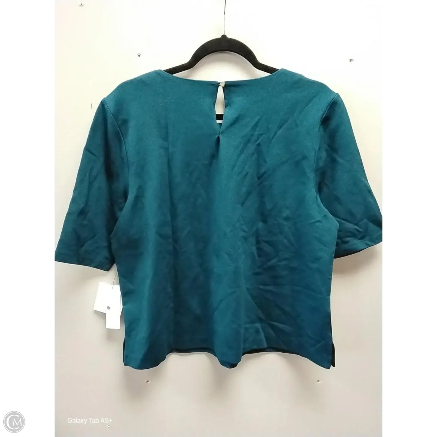 Top Long Sleeve By Liz Claiborne In Grey, Size: Xl