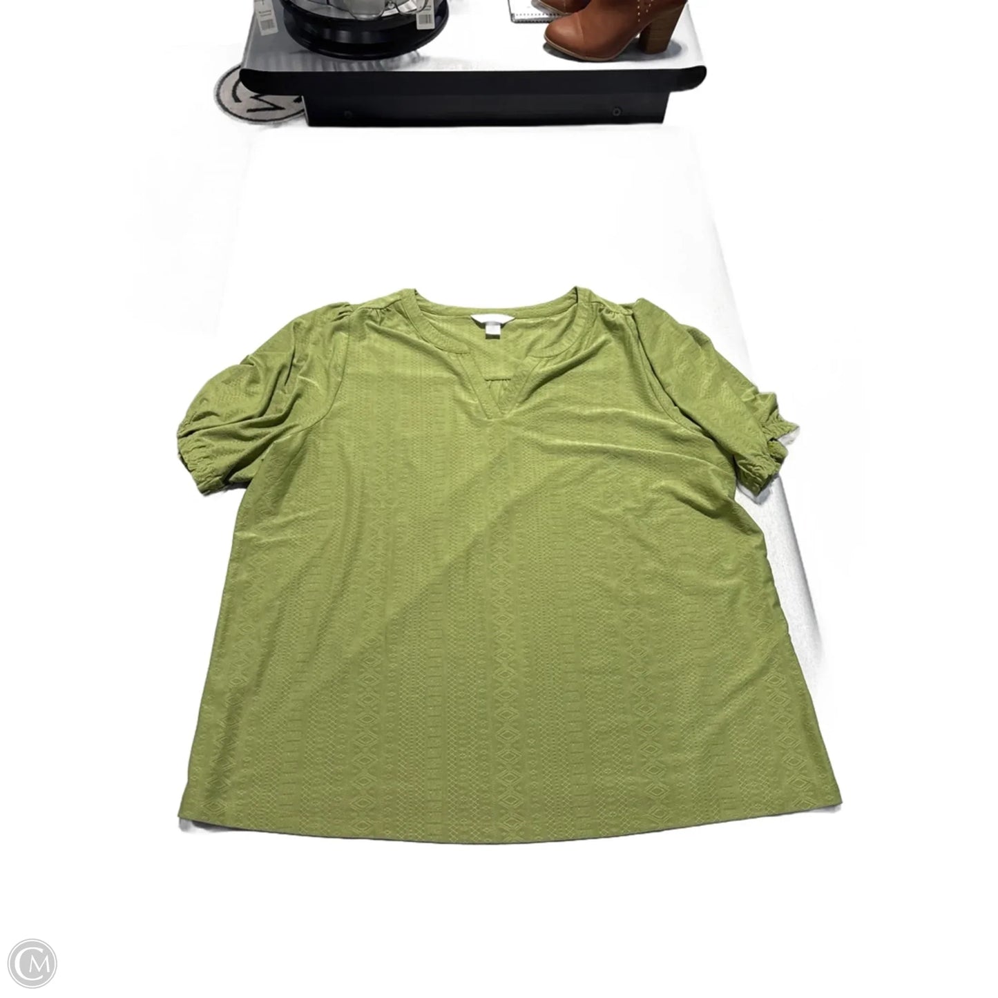 Top Short Sleeve By Cj Banks In Green, Size: 2x