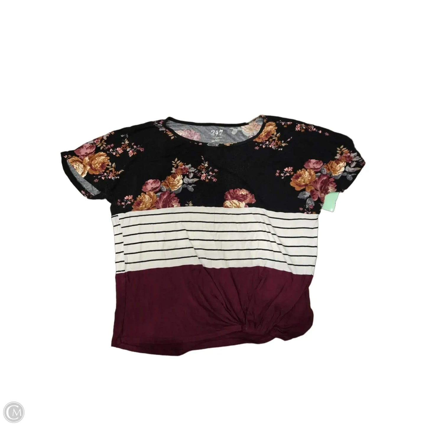 Top Short Sleeve By Maurices In Grey, Size: L