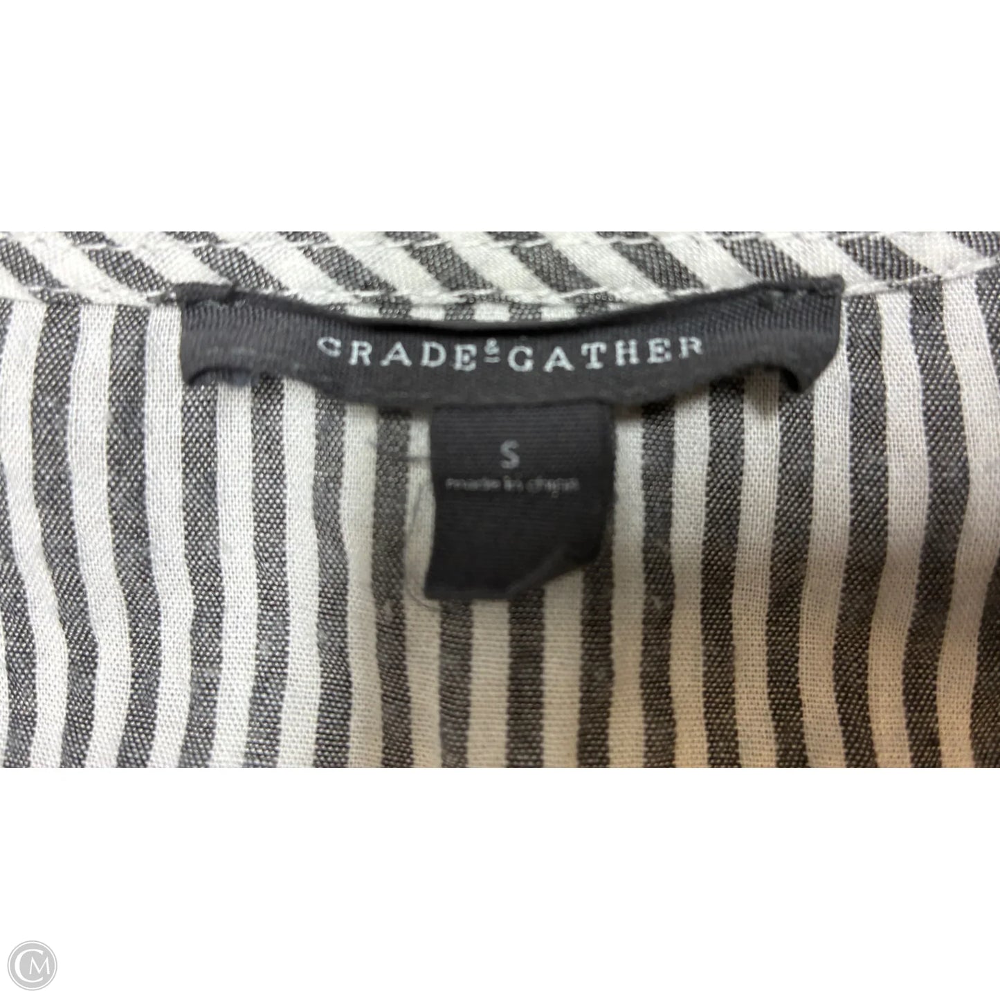 Dress Casual Short By Grade & Gather In Grey & White, Size: S