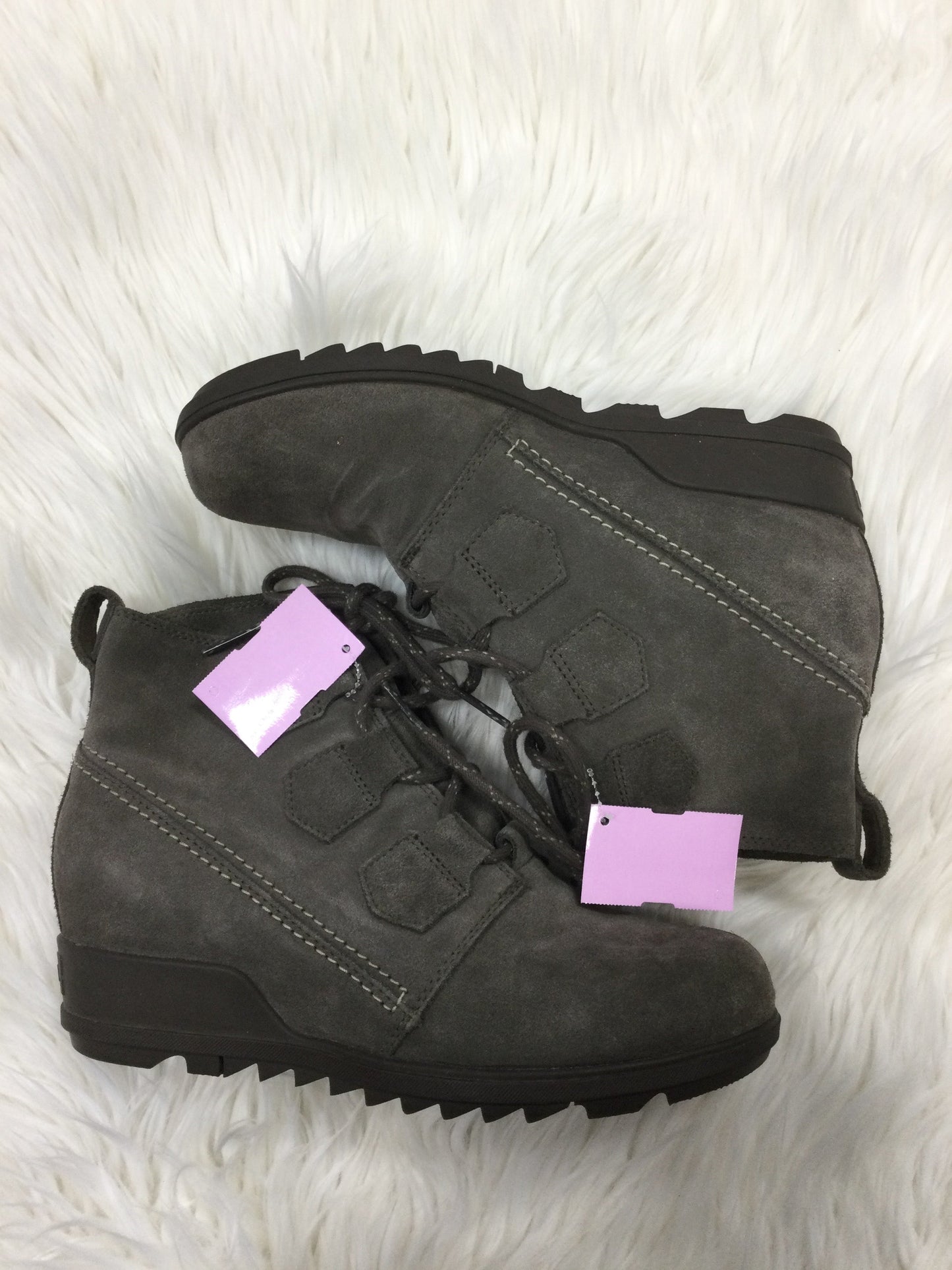 Boots Ankle Heels By Sorel In Taupe, Size:8.5