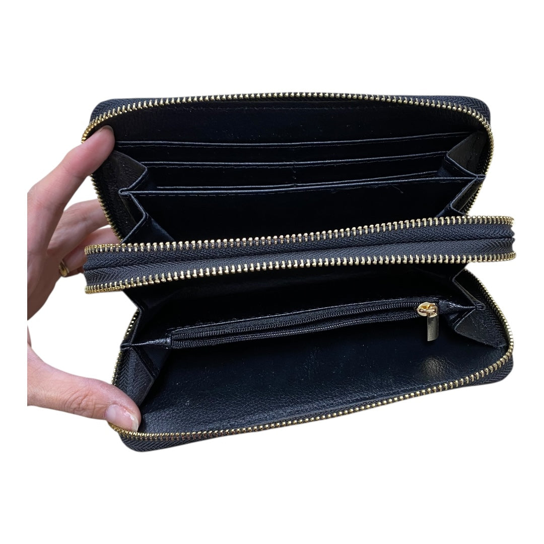 Wallet By Clothes Mentor In Black, Size:Large