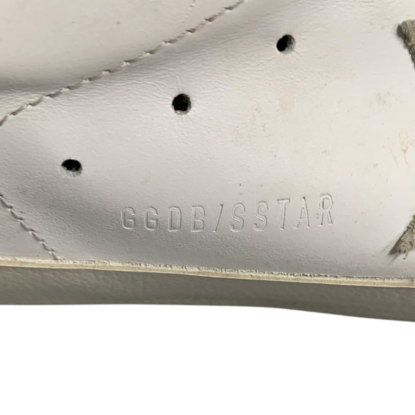 Shoes Luxury Designer By Golden Goose In White, Size: 10.5