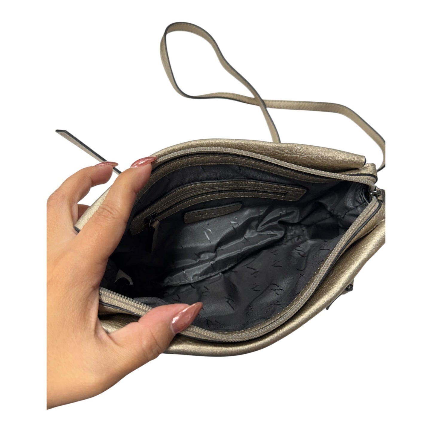 Crossbody By Simply Vera In Tan, Size:Medium