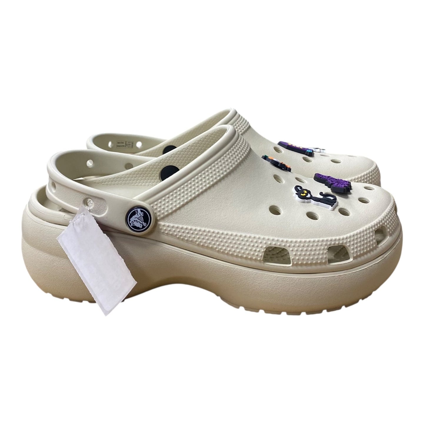 Shoes Flats By Crocs In Ivory, Size:9