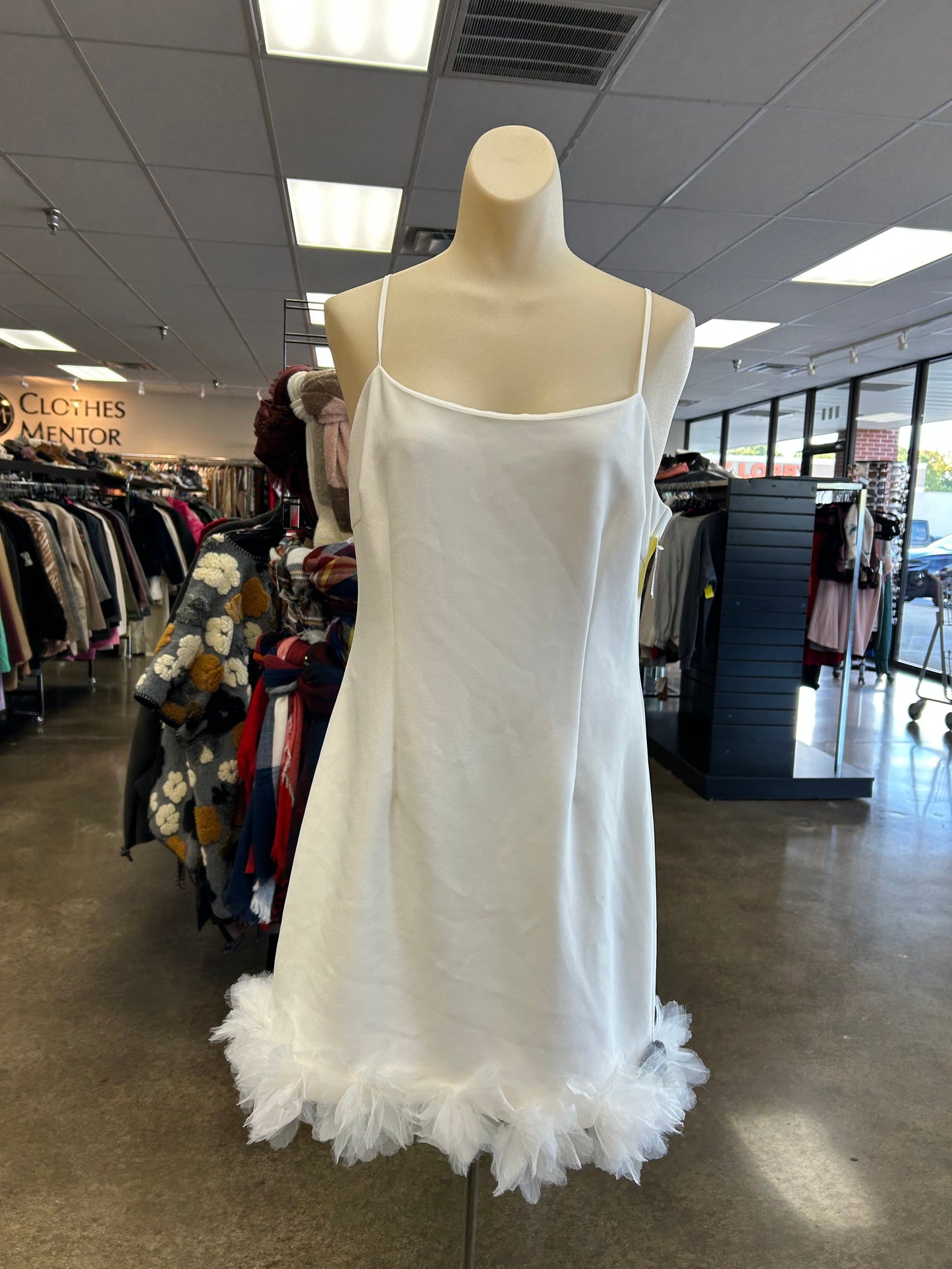 Dress Party Short By Elliatt In White, Size:L