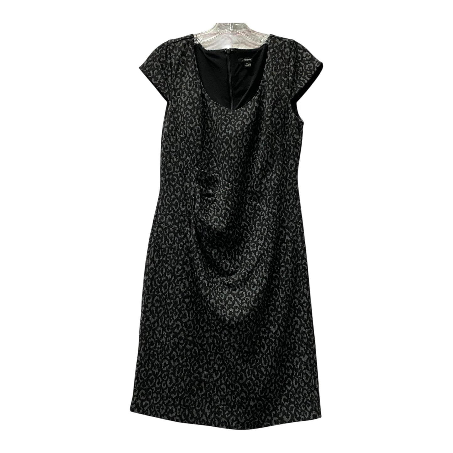 Dress Casual Short By Ann Taylor In Black, Size:M